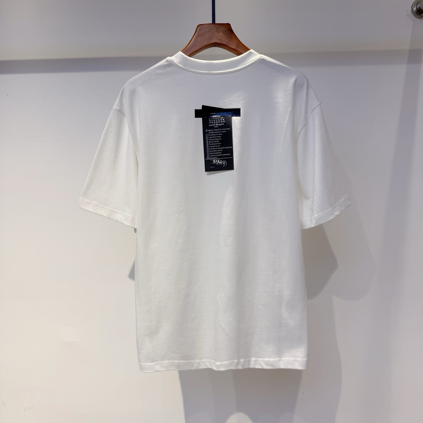 巴黎马j拉联名款 2026夏季新款短袖 走秀款 今年最新最设计 非常洋气 独家定制原版面料 最新图案设计