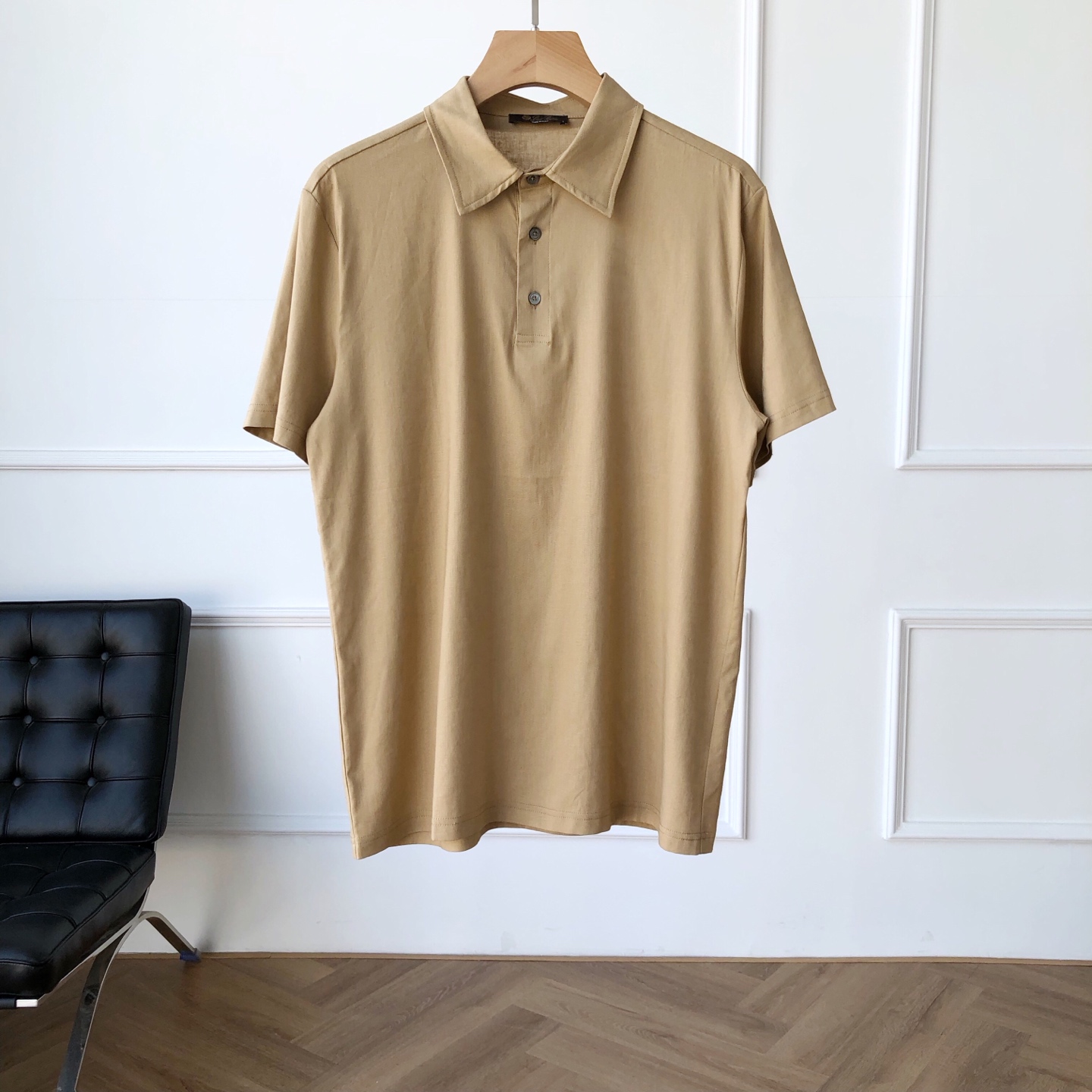    lp。渠道顶级~男士春夏亚麻系列短袖Polo衬衫
 重磅渠道的高端品，日常通勤休闲必备，高级商务风