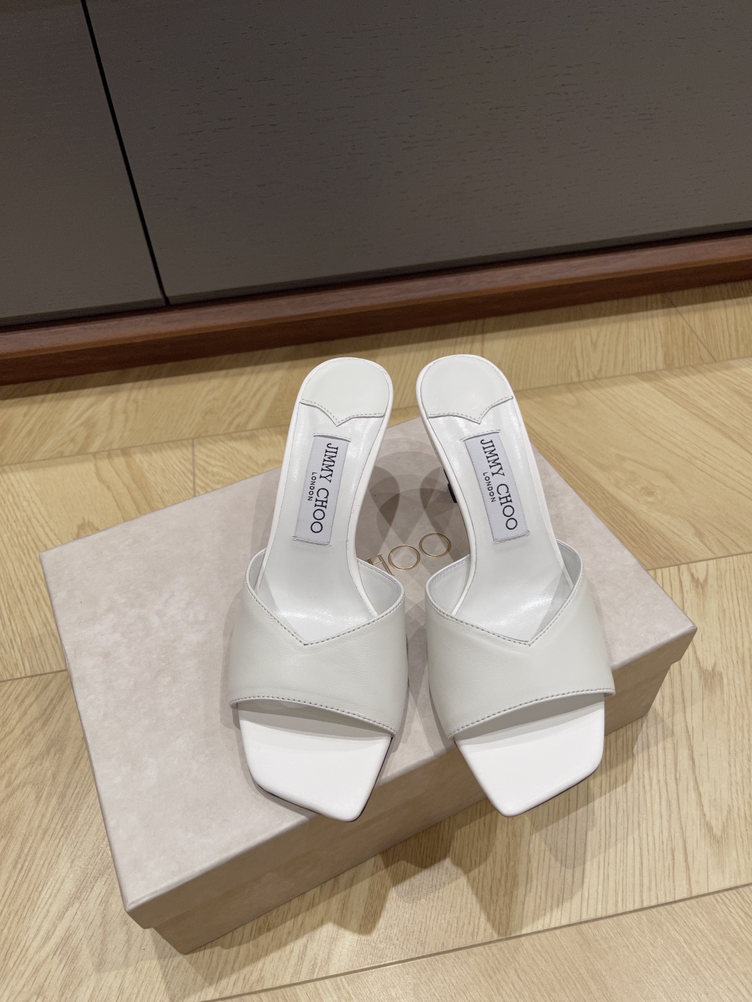 지미추 하이힐 샌들 레플리카 8054