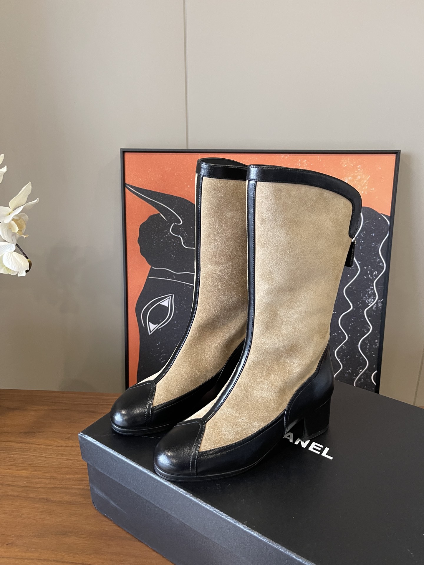 NO:465382,Chanel*25D new color-blocking boots / wrinkled painted cowhide suede // cowhide leather genuine leather sole / full gift box / size35/36/37/38/39/order 40 non-return and exchange, boots, chanel, boots, cowhide, chamois leather19860909莞产 Chanel*25D新款拼色靴/皱漆牛皮拼麂皮面//牛皮里真皮底/礼盒全套// size35/36/37/38/39/订40不退换,靴子,chanel,boots,cowhide,chamois leather,Women's Shoes