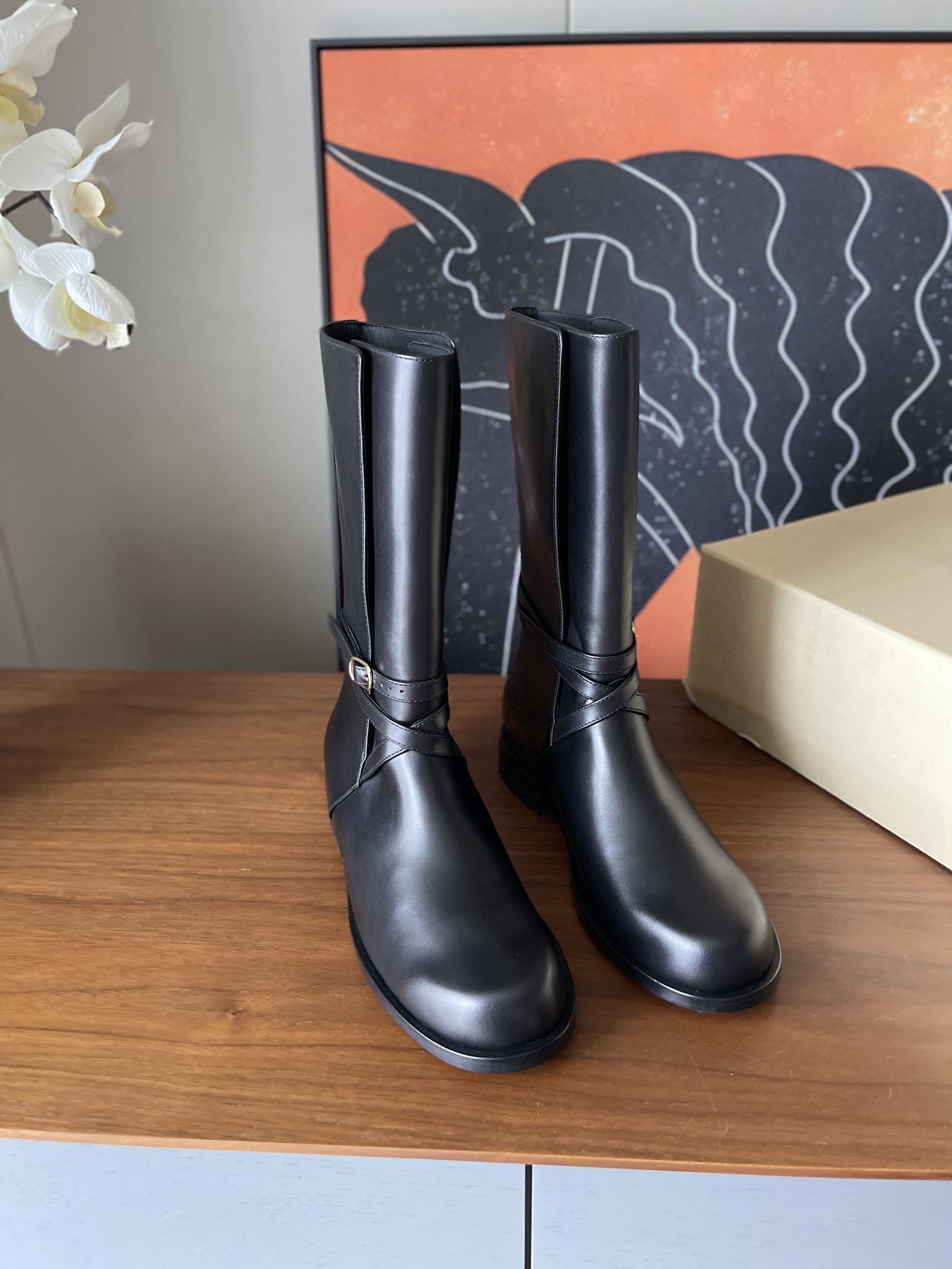 NO:616992,The row25 new skin-feeling small leather shoes made in Guangzhou // Calf face sheepskin lining genuine leather outsole // size 35/36/37/38/39/ 40 non-returnable, boots, boots, sheepskin, Leather soles19860909莞产The row25新款肤感小皮鞋//胎小牛面羊皮里真皮大底// size35/36/37/38/39/定40不退换,靴子,boots,sheepskin,Leather soles,Women's Shoes