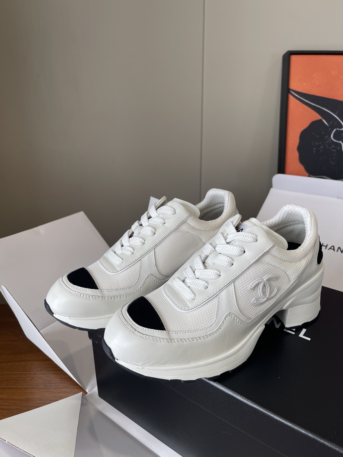 NO:646199,Wandan cha**el 25k high-heeled sports shoes//cowhide textile splicing//rubber molded bottom//full gift box packaging//size35/36/37/38/39/40 non-returnable, casual shoes/sports shoes, sneakers,cowhide19860909莞产cha**el 25k高跟运动鞋//牛皮纺织拼接//橡胶成型底//礼盒全套包装// size35/36/37/38/39/定40不退换,休闲鞋/运动鞋,sneakers,cowhide,Women's Shoes