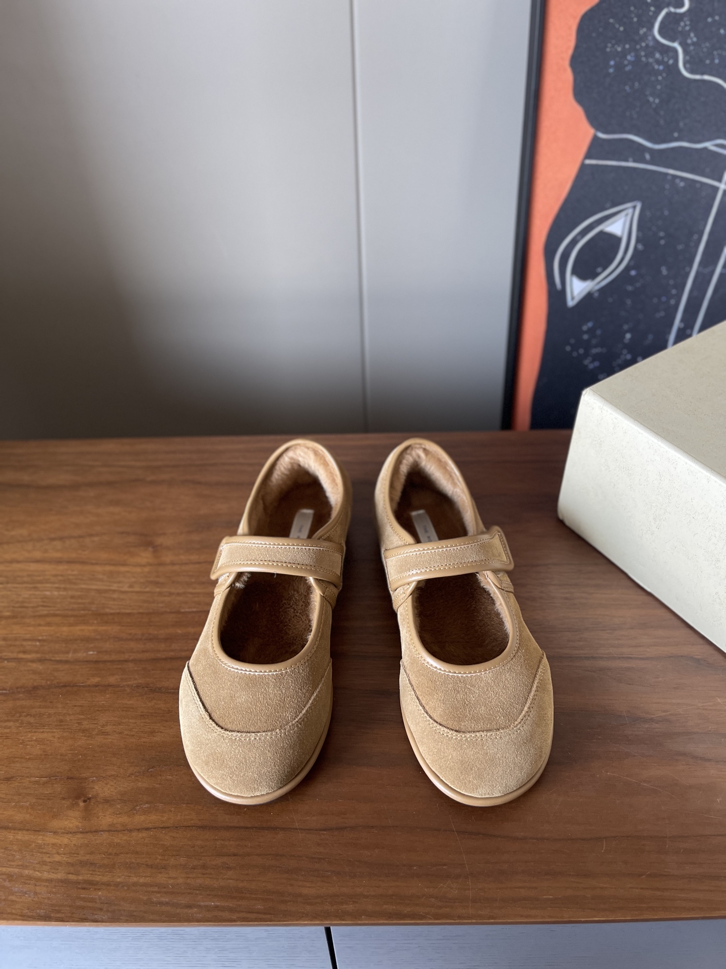 NO:653396,The top version produced in Wanguan the row** wool Mary Jane shoes // rubber sole // size 35/36/37/38/39/ 40 non-refundable, woolen shoes, mary jane19860909莞产顶级版本 the row**羊毛里玛丽珍鞋//橡胶底// size35/36/37/38/39/定40不退换,毛毛鞋,mary jane,Women's Shoes