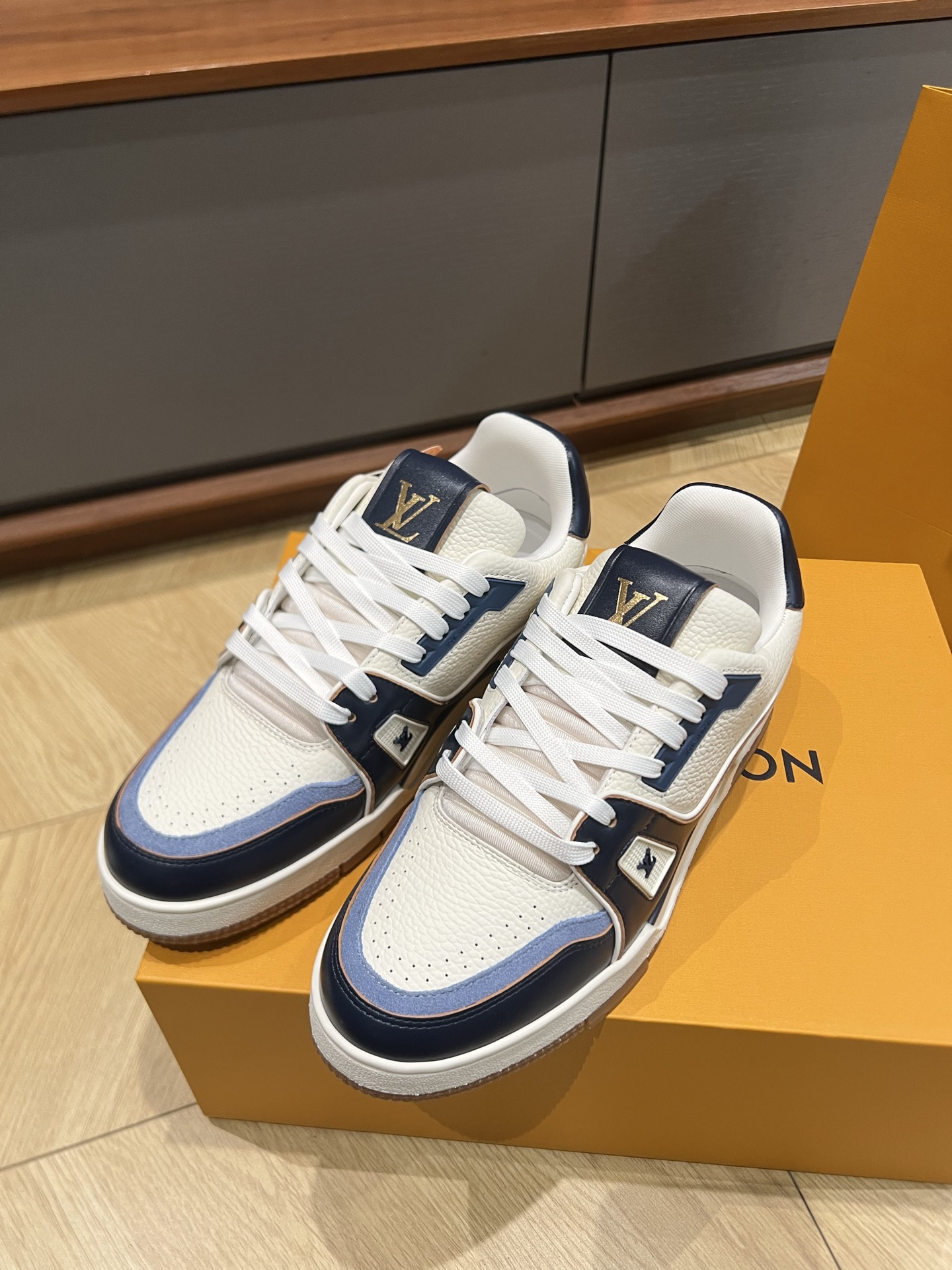 루이비통 신발 95215 Louis Vuitton Shoes
