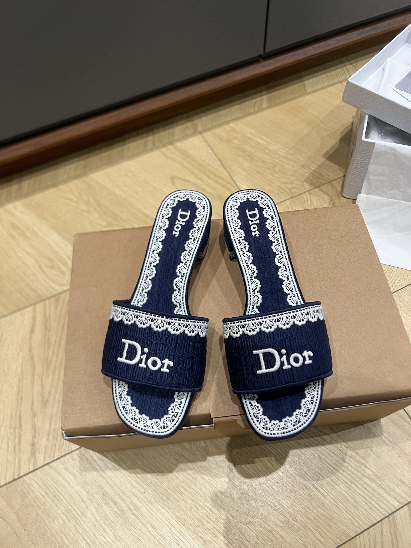 디올 신발 95293 Dior Shoes