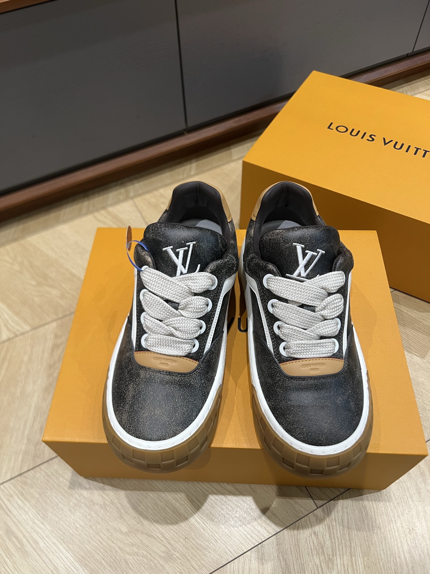 루이비통 신발 99524 Louis Vuitton Shoes