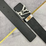 Best Fake
 Louis Vuitton Belts Set With Diamonds Men Steel Buckle Cowhide