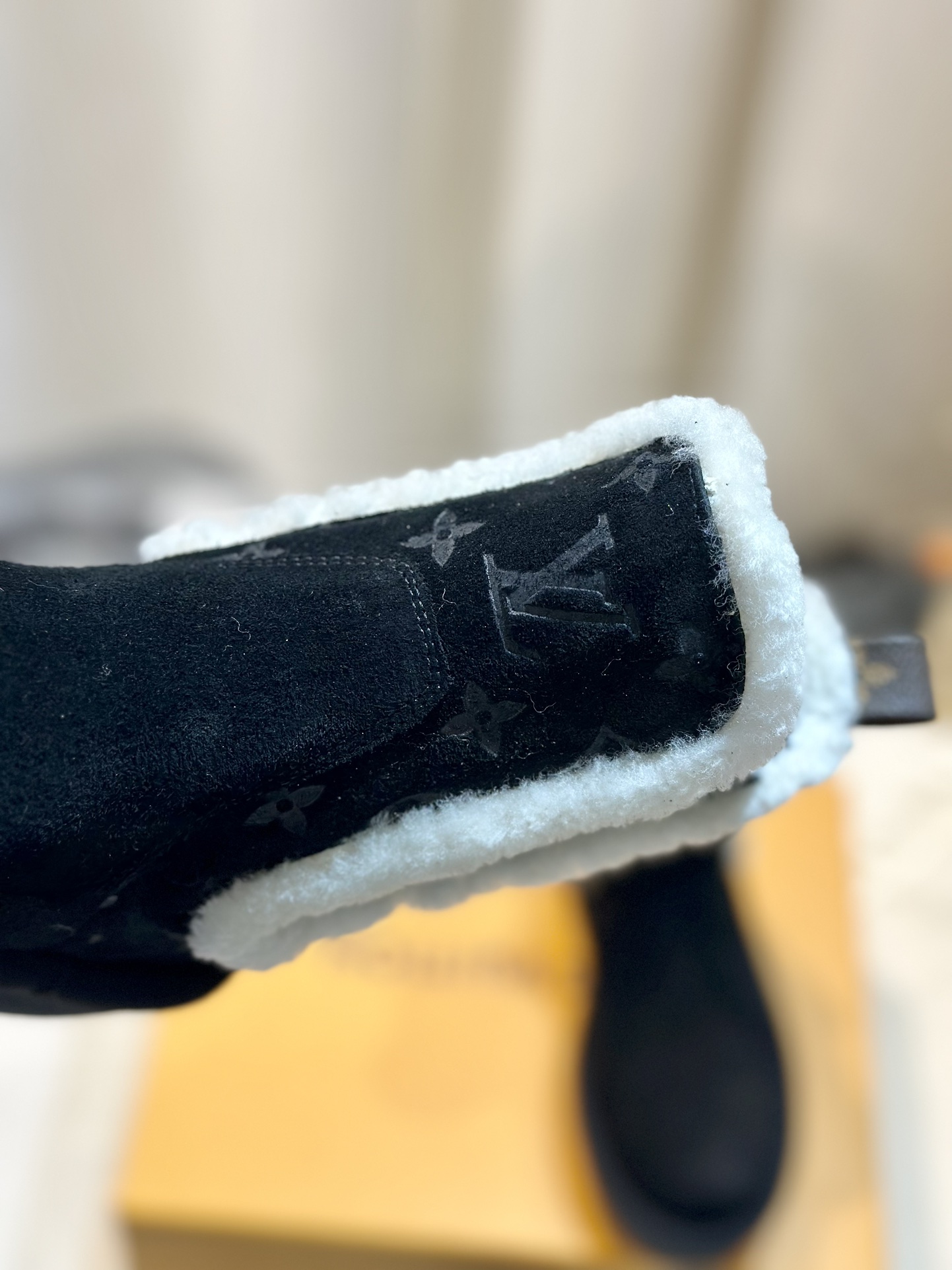 New Bulcan Boots with Pure Wool and Rubber Sole for Cosmopolitan Comfort - 图片 7