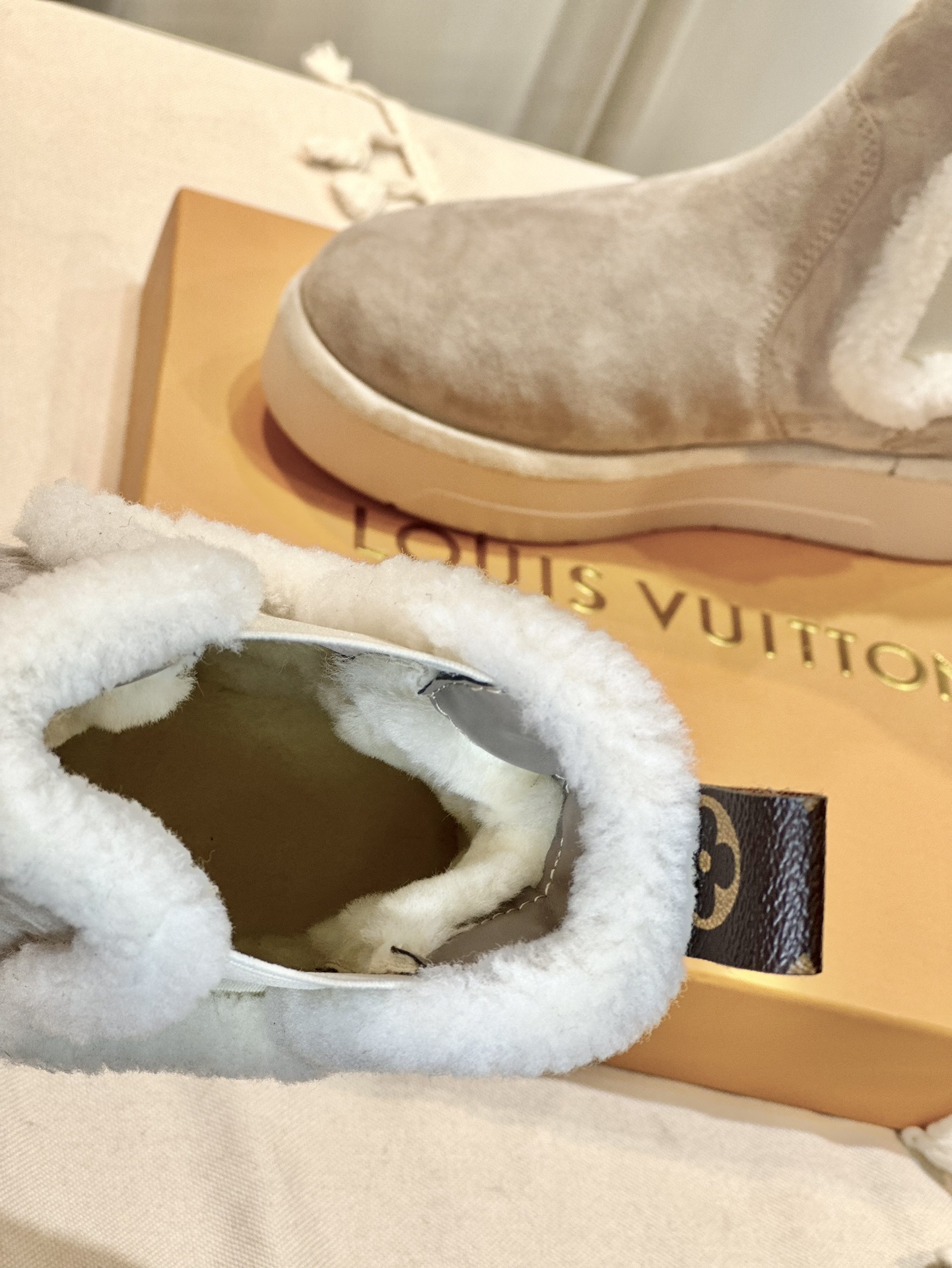 New Bulcan Boots: Cosmopolitan Comfort with Pure Wool Lining, Size 35-41 - 图片 4