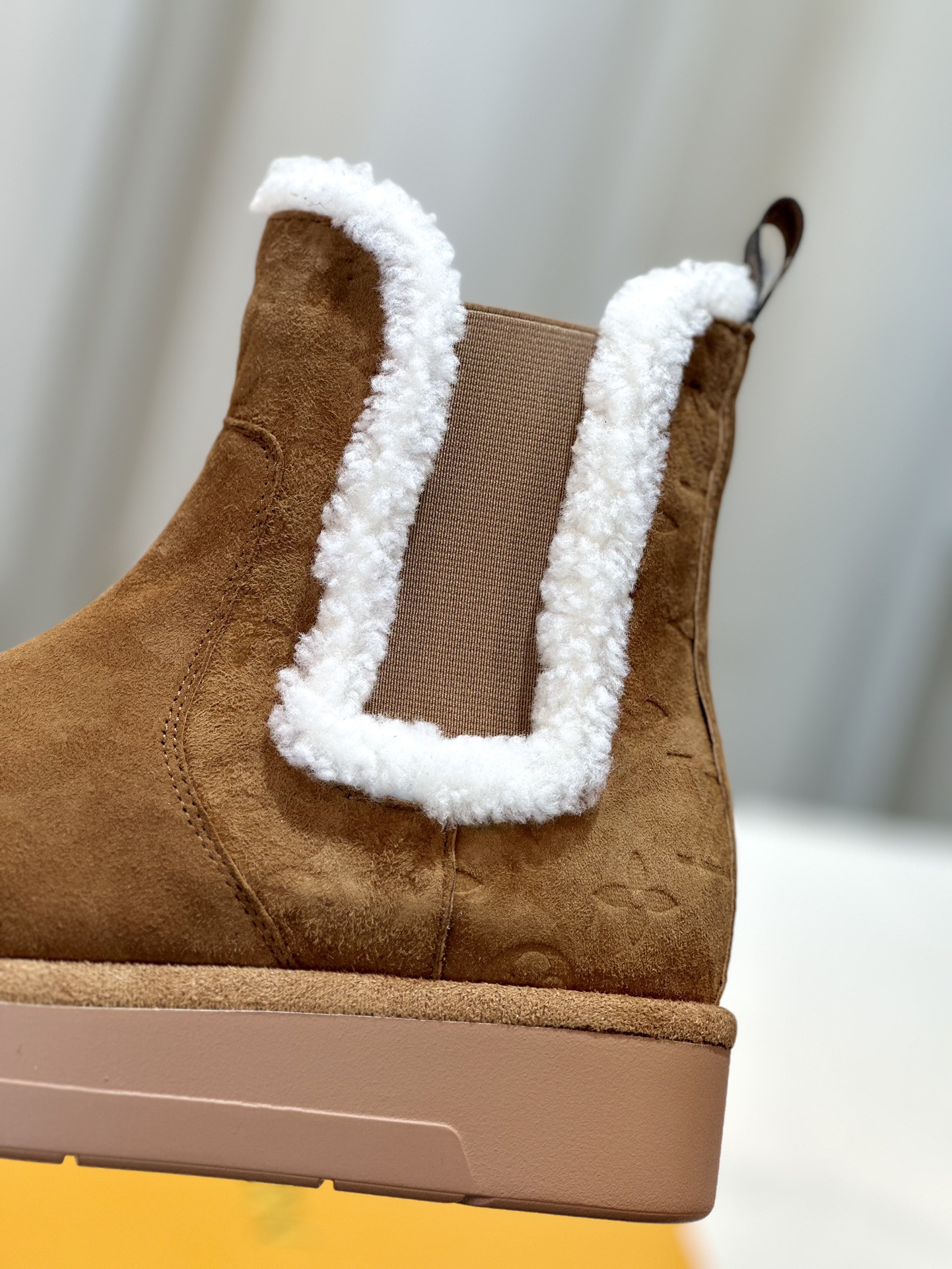 Latest Bulcan Boots with Pure Wool Lining for Cosmopolitan Comfort - 图片 2