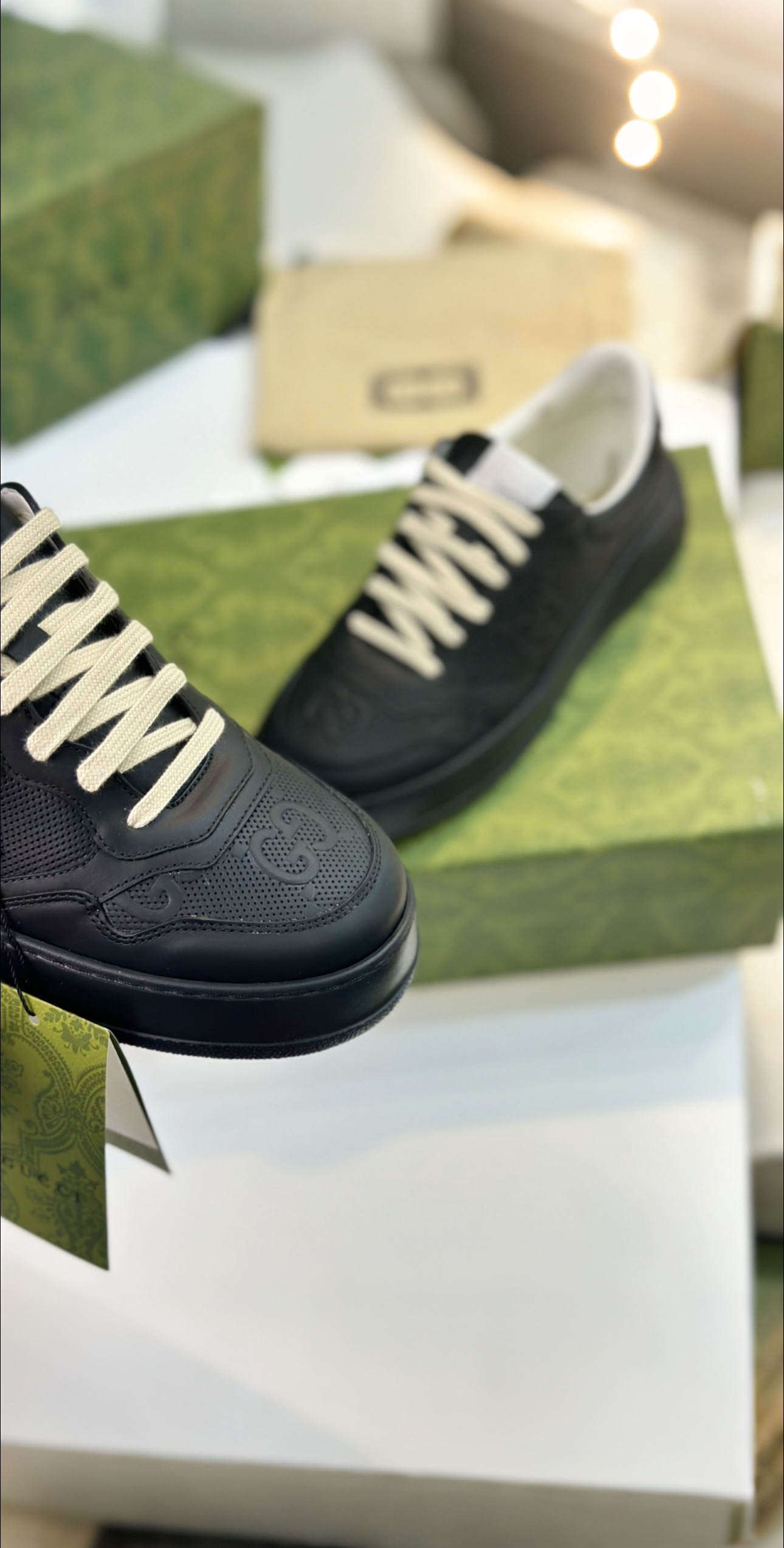 Top Edition Sneakers: Oil-Side Process, White Leather, Zirconium Fabric, TPU Base - 图片 4