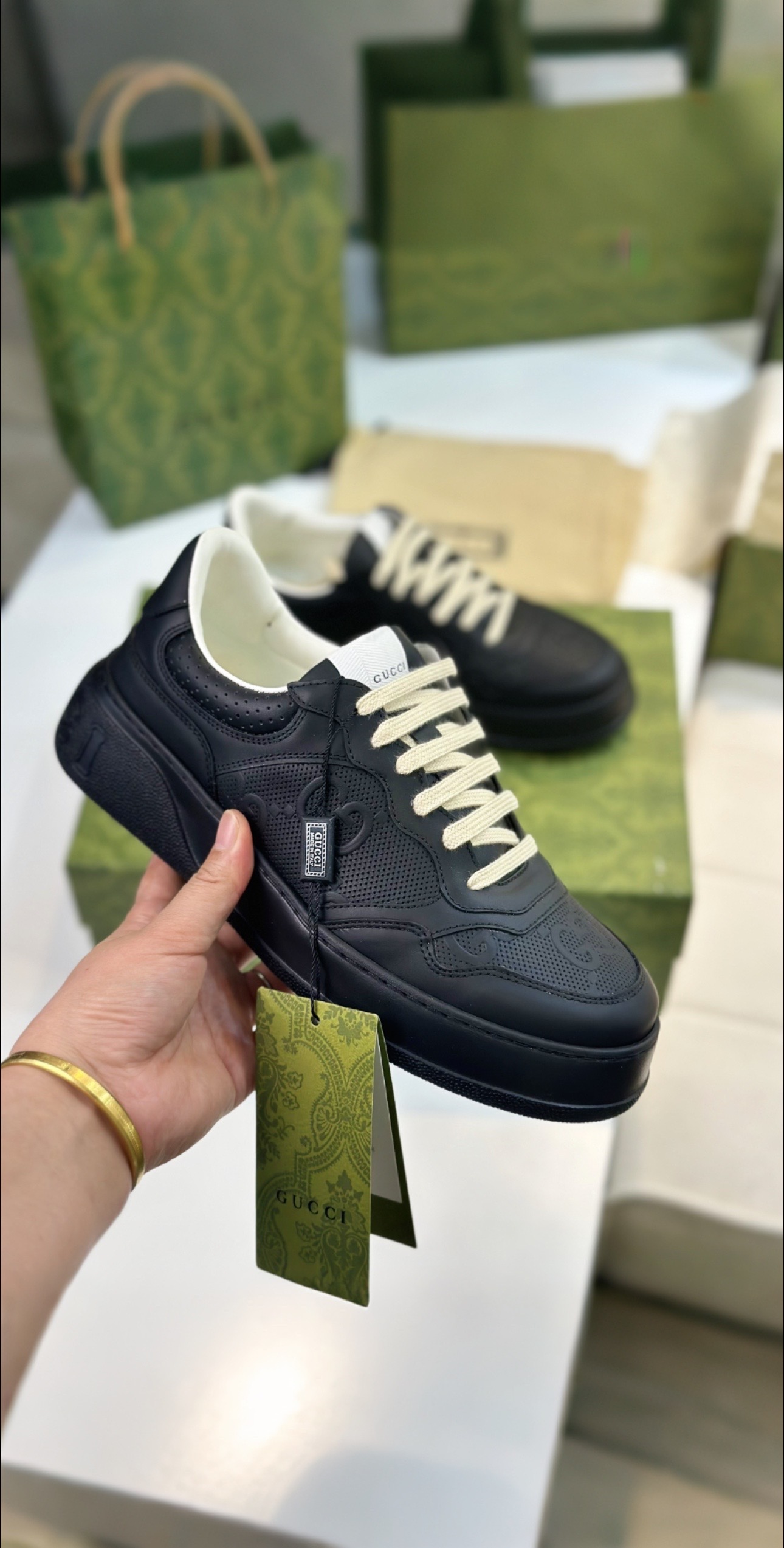 Top Edition Sneakers: Oil-Side Process, White Leather, Zirconium Fabric, TPU Base - 图片 5