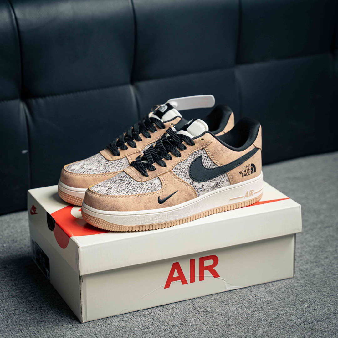 NO:170175,air force 1 Original level Original last original cardboard Create a pure air force version Focus on foreign trade channels Full palm built-in honeycomb air cushion Original box accessories Original midsole steel stamp, perfect pulling top Article number kk1988 031 Size 36 36.5 37.5 38 38.5 39 40 40.5 41 42 42.5 43 44 45, casual shoes/sports shoes, sneakers19860909air force 1 原装级别 原楦头原纸板 打造纯正空军版型专注外贸渠道 全掌内置蜂窝气垫 原盒配件 原厂中底钢印、拉帮完美 货号kk1988 031 尺码36 36.5 37.5 38 38.5 39 40 40.5 41 42 42.5 43 44 45,休闲鞋/运动鞋,sneakers,Women's Shoes