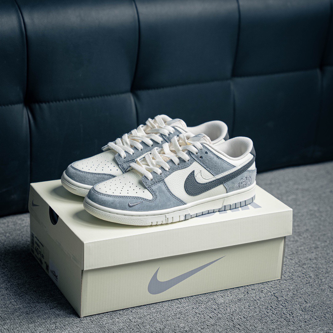 NO:170200,nike dunk full set of original last and original molds to create a perfect fit. Exclusive original aerospace aluminium grinding tool polished sole. Extremely restored toe slope. Unsolved shoe type. Original box. In-ring ceiling technology. Original punching knife. Ultra high cleanliness. Full shoe zero-broken leather cutting. Size 36 37 37.5 38 38.5 39 40 40.5 41 42 42.5 43 44 45, casual shoes/sports shoes, sneakers19860909nike dunk 全套原楦原模倾力打造完美版型 独家原厂航空铝磨具打磨大底 鞋头坡度极致还原 无解鞋型 原盒原配 圈内天花板工艺 原厂冲刀 超高清洁度 全鞋零毛边皮料切割 尺码36 37 37.5 38 38.5 39 40 40.5 41 42 42.5 43 44 45,休闲鞋/运动鞋,sneakers,Women's Shoes