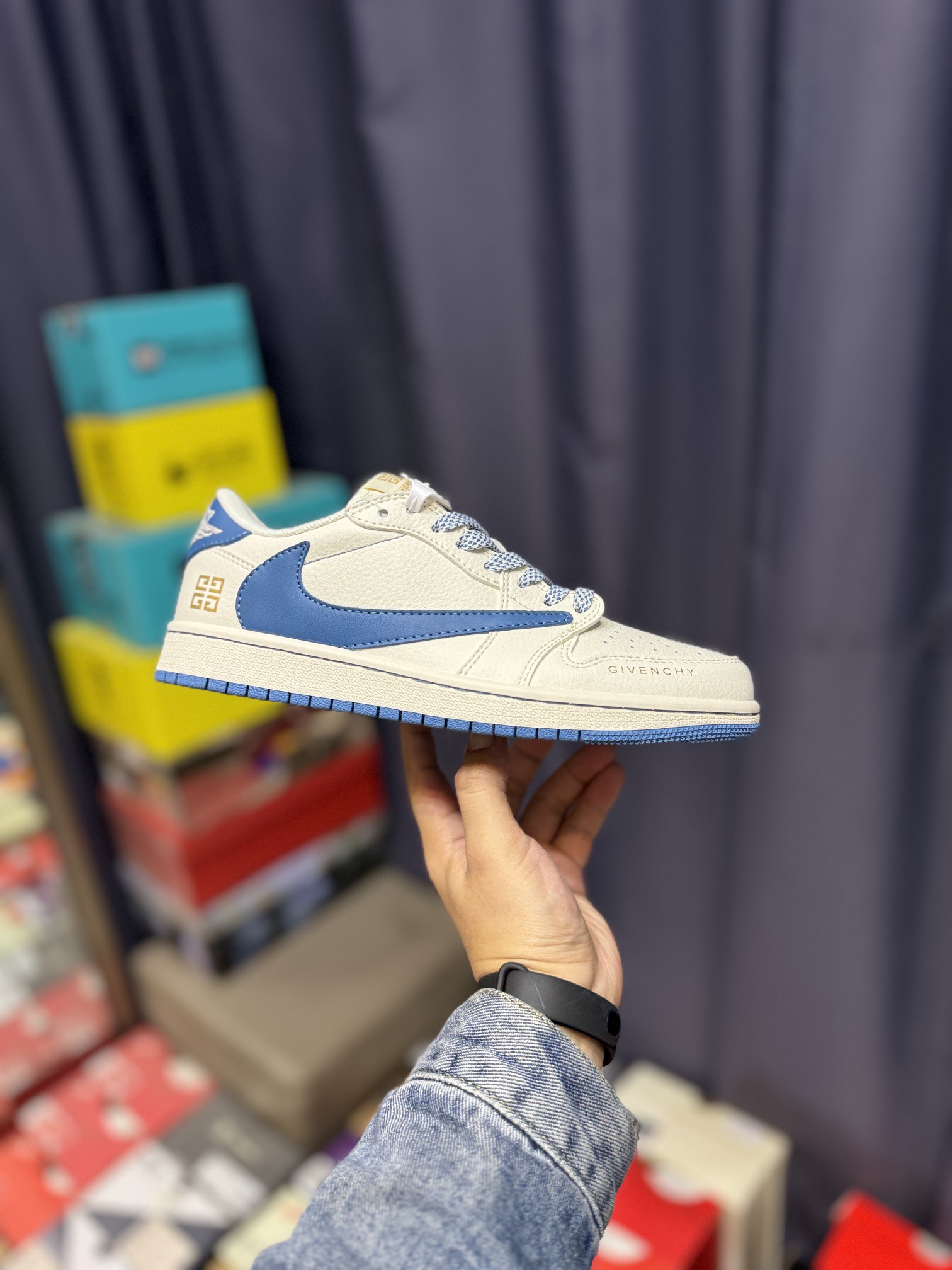 NO:170281,travis scott x fraent design x air 1 low og sp 31 Joe 1 Co-branded - dark blue rice red low-top cultural casual board shoes xy2688-122 #Multi-party joint cooperation combines travis scott's unique musical style, Fujiwara Hiroshi's personality design style and classic elements of the brand make it a pair of shoes with unique identity and value. The fresh and three-dimensional appearance and joint logo highlight its unique identity. This color scheme shows vitality and fashion sense. Visually eye-catching. The texture and delicate details of the shoe body make it look high-end and full of style. This 