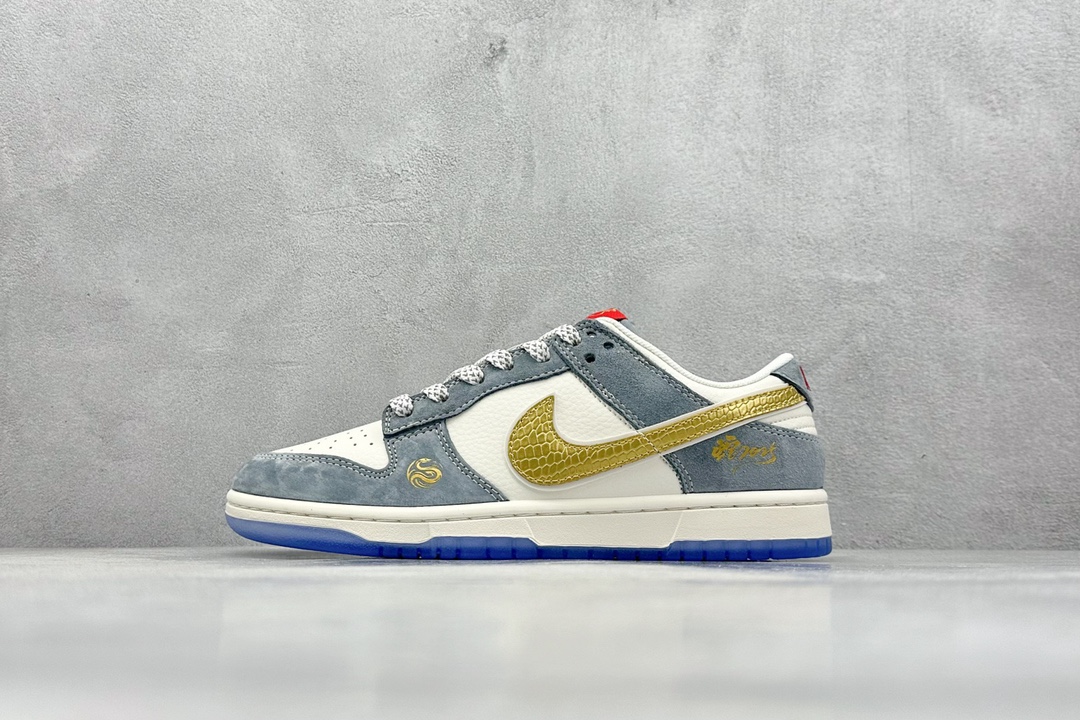 NO:230468,nike sb dunk low Snake year limited white, blue and gold star full of stars produced by Pure Original factory highly recommended Original head layer material Exclusive version distillation processing brings better visual and foot experience Large factory pure original quality shipment Cleanliness Electric embroidery process Clean cut without any burrs Perfect details Size 36 36.5 37.5 38 38.5 39 40 40.5 41 42 42.5 43 44 44.5 45, casual shoes/sports shoes, sneakers19860909nike sb dunk low 蛇年限定 白蓝金满天星 纯原大厂出品 极力推荐 原装头层材料 独家版型蒸餾加工 帶來的是更好的视觉和脚感体验 大厂纯原品质出货 清洁度 电绣工艺 皮料切割干净无任何毛边 细节完美 尺码36 36.5 37.5 38 38.5 39 40 40.5 41 42 42.5 43 44 44.5 45,休闲鞋/运动鞋,sneakers,Women's Shoes