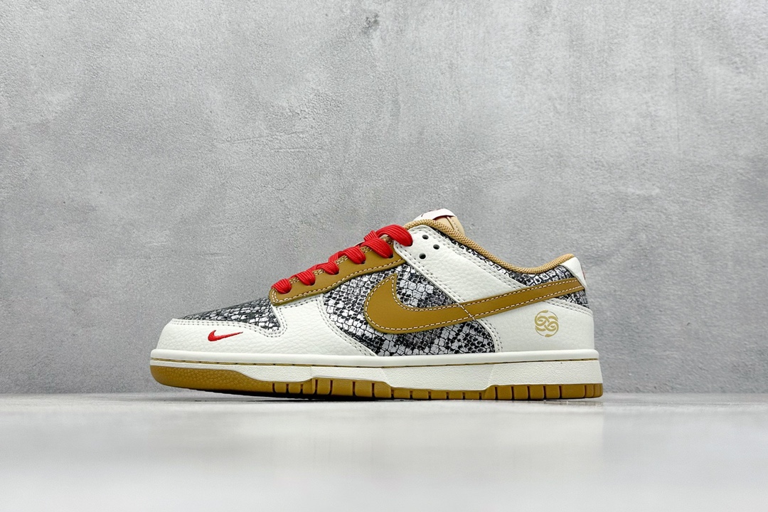 NO:230490,nike sb dunk low Snake year limited Production from the original manufacturer Highly recommended Original head layer material Exclusive version distillation processing brings better visual and foot experience Large manufacturer's pure original quality shipment Cleanliness Electric embroidery process Clean cut without any burrs Perfect details Size 36 36.5 37.5 38 38.5 39 40 40.5 41 42 42.5 43 44 44.5 45, casual shoes/sports shoes, sneakers19860909nike sb dunk low 蛇年限定 纯原大厂出品 极力推荐 原装头层材料 独家版型蒸餾加工 帶來的是更好的视觉和脚感体验 大厂纯原品质出货 清洁度 电绣工艺 皮料切割干净无任何毛边 细节完美 尺码36 36.5 37.5 38 38.5 39 40 40.5 41 42 42.5 43 44 44.5 45,休闲鞋/运动鞋,sneakers,Women's Shoes