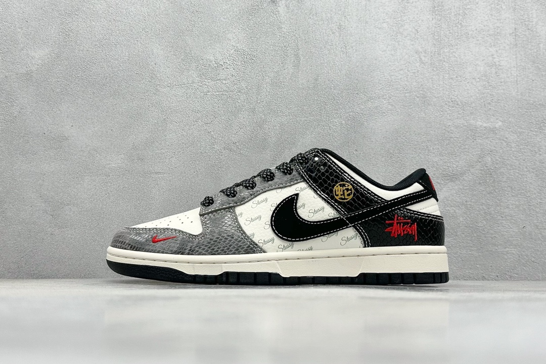 NO:230513,nike sb dunk low x sssy Snake Year Limited White, black and gray hooks full of stars Production from Pure Original Factory Highly recommended Original head layer material Exclusive version distillation processing brings better visual and foot experience Large factory pure original quality shipment Cleanliness Electric embroidery process Clean cut without any burrs Perfect details Size 36 36.5 37.5 38 38.5 39 40 40.5 41 42 42.5 43 44 44.5 45, casual shoes/sports shoes, sneakers19860909nike sb dunk low x stussy 蛇年限定 白黑灰小钩满天星 纯原大厂出品 极力推荐 原装头层材料 独家版型蒸餾加工 帶來的是更好的视觉和脚感体验 大厂纯原品质出货 清洁度 电绣工艺 皮料切割干净无任何毛边 细节完美 尺码36 36.5 37.5 38 38.5 39 40 40.5 41 42 42.5 43 44 44.5 45,休闲鞋/运动鞋,sneakers,Women's Shoes
