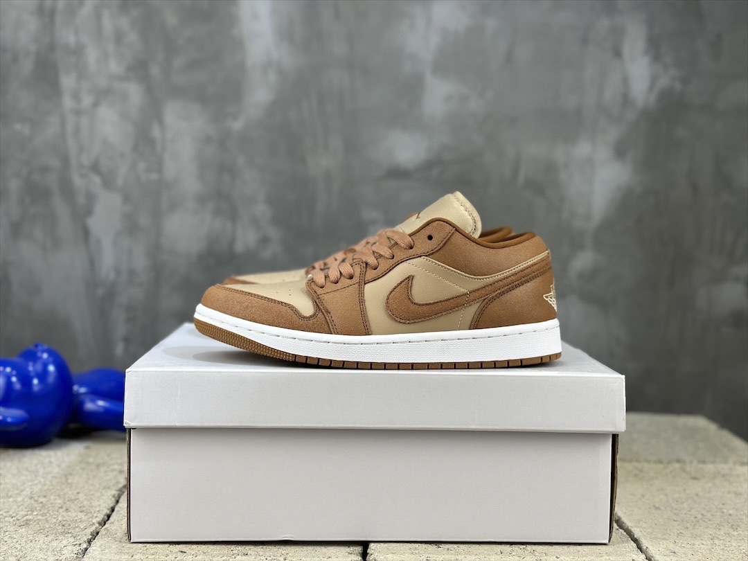 NO:230432,/【Spot】High version air jordan 1 low Qiao Yisou retro basketball sneakers size36 36.5 37.5 38 38.5 39 40 40.5 41 42 42.5 43 44 44.5 45 46, casual shoes/sneakers, sneakers19860909/【現貨】高版本 air jordan 1 low 乔一底帮复古篮球运动鞋 size36 36.5 37.5 38 38.5 39 40 40.5 41 42 42.5 43 44 44.5 45 46,休闲鞋/运动鞋,sneakers,Women's Shoes