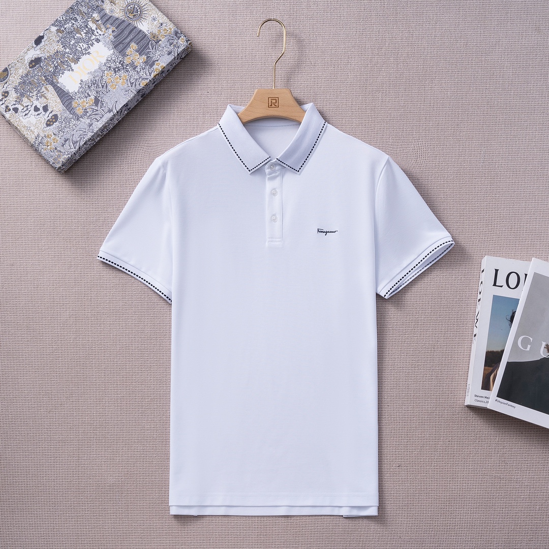 NO:836621,Salvator*Fer*agamo/Ferra spring and summer high-end selection of men's business casual long-sleeved piqué cotton polo POLO shirts!  We select high-weight double-strand mercerized pearl environmentally friendly fabrics, custom-woven and dyed in the garment process of old-fashioned workshops. It is an extremely luxurious and special material. The fabric properties are all of the highest quality. The fabric has extremely high gloss. The mesh structure is delicate and natural. It has perfect comfort and breathability. The tactile experience is self-evident. The luxury buttons are made of high-quality buttons with excellent details and exquisite letters engraved on them, showing a high-end feel.  Feragamo's new men's Polo shirt is a Polo shirt with excellent appearance and fabric technology. It is unique on the market. The style still continues the minimalist and normalized design of SF, bringing the light, elegant and capable route to the extreme. It is both solemn and harmonious, integrating fashion and temperament. It has classic contrasting color elements and very stunning and fashionable details. The Feragamo embroidery symbol on the chest is a soul-like embellishment, flaunting the brand's identity!  The colors are light and familiar, and the counters are full-color. Each color can interpret a unique styling effect. It is a polo POLO shirt that highlights your temperament and taste. It is very versatile and perfectly combines urban high-end business and leisure. It is a must-have item for everyone!  Color: white, lake blue, black!  Size M-3XLM, shoulder width 43, bust 98, sleeve length 20, dress length 68,,louis vuitton,19860909Salvator*Fer*agamo/菲拉春夏高端甄选男士商务休闲长袖珠地棉马球POLO衫！ 甄选高克重双股丝光珠地环保面料,老牌工坊成衣工序定织定染,极为奢华特殊的材质,面料属性皆为上乘,面料光泽度极高,网眼结构细腻自然,舒适性与透气性完美兼备,触感体验不言而喻,奢选用上等纽扣,细节颇为出色,上面镌刻有精美字母,尽显高级感. 菲拉新款男士Polo衫品相与面料工艺都极为出色的一款POLO衫,市面独一无二,风格仍延续SF极简常态化的设计,将轻熟优雅干练的路线发挥到极致,亦庄亦谐,集时髦与气质于一身,经典撞色元素,非常惊艳时髦的细节,胸前Feragamo刺绣符号属于灵魂式的点缀,标榜了品牌身份特质！ 配色轻熟,专柜全色,每色都可诠释出别具一格的造型效果,非常凸显气质和品位的一款马球POLO衫,非常百搭,都市高端商务与休闲完美兼备,人手必入臻品！ 颜色:白色 湖蓝色 黑色！ 尺码M-3XLM码 肩宽43 胸围98 袖长20 衣长68,,louis vuitton,,Men's clothing