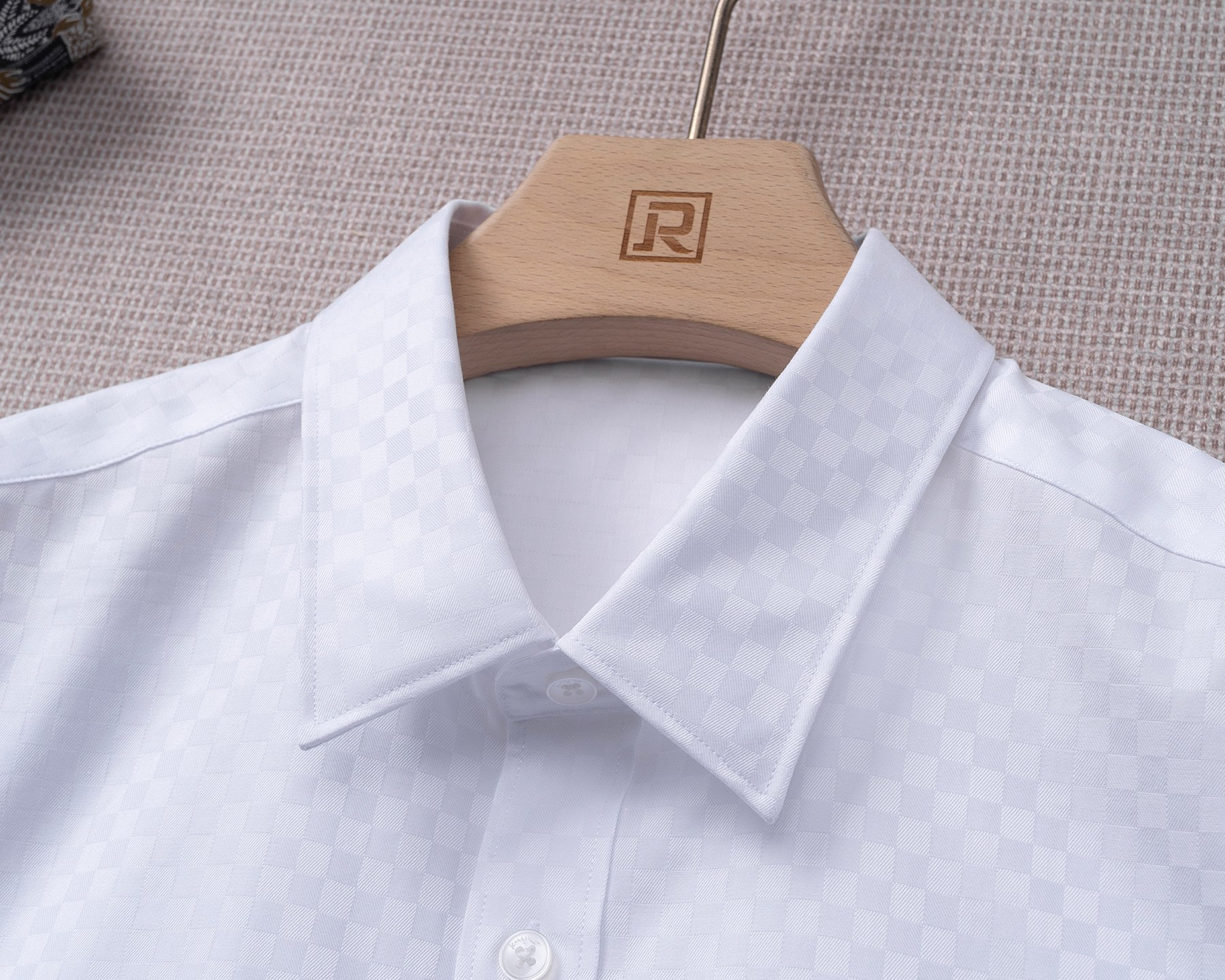 【新品上市】Salvator*Fer*agamo/菲拉26春夏商务休闲经典款长袖衬衫！高端的时尚美学设计