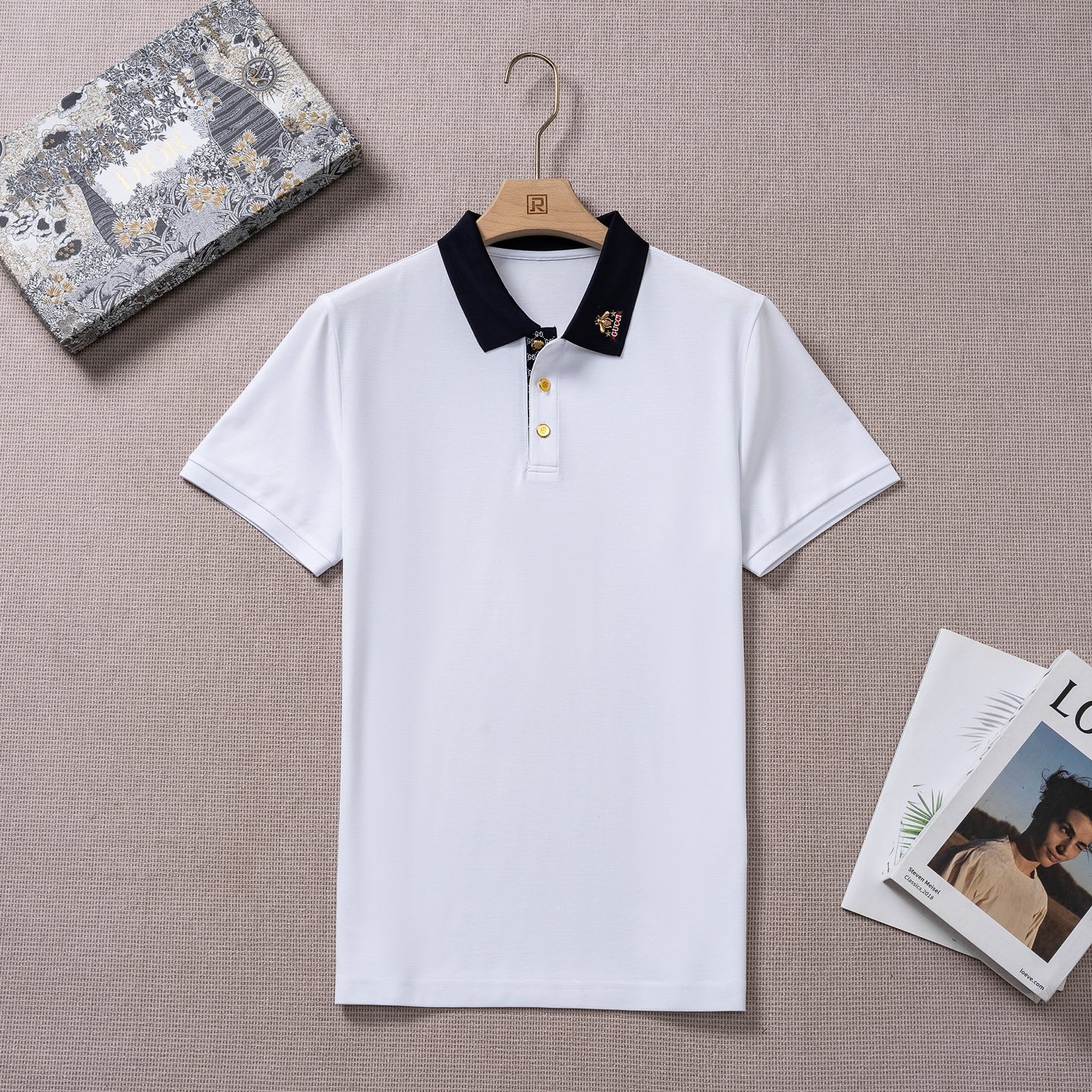 【新品上市】 G家26春夏时装款短袖丝光珠地棉马球POLO衫！面料甄选光照极好的上等长绒棉花原料，经过百