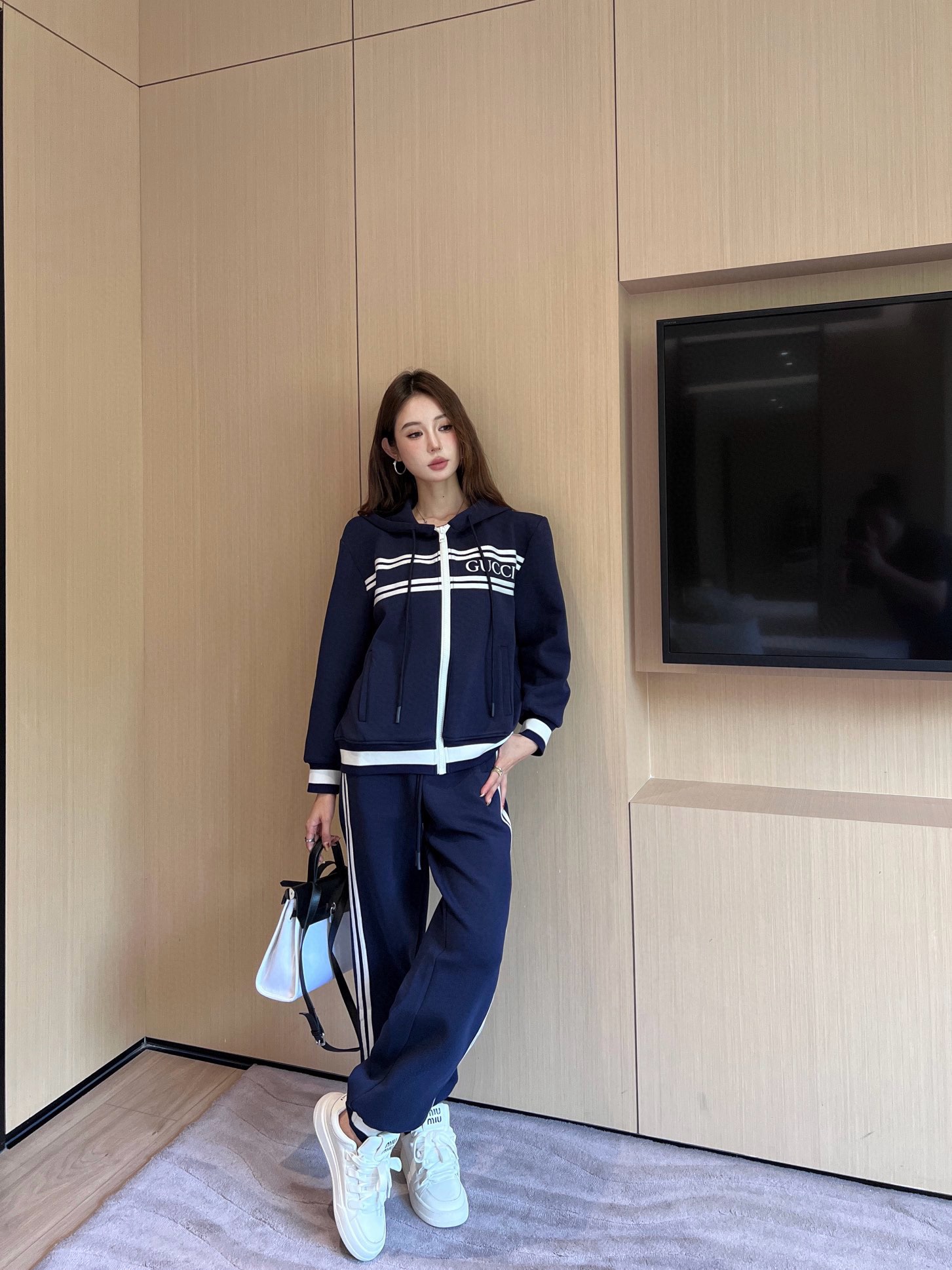 NO:492668,upper body picture, alexander wang19860909上身图,,alexander wang,Women's clothing