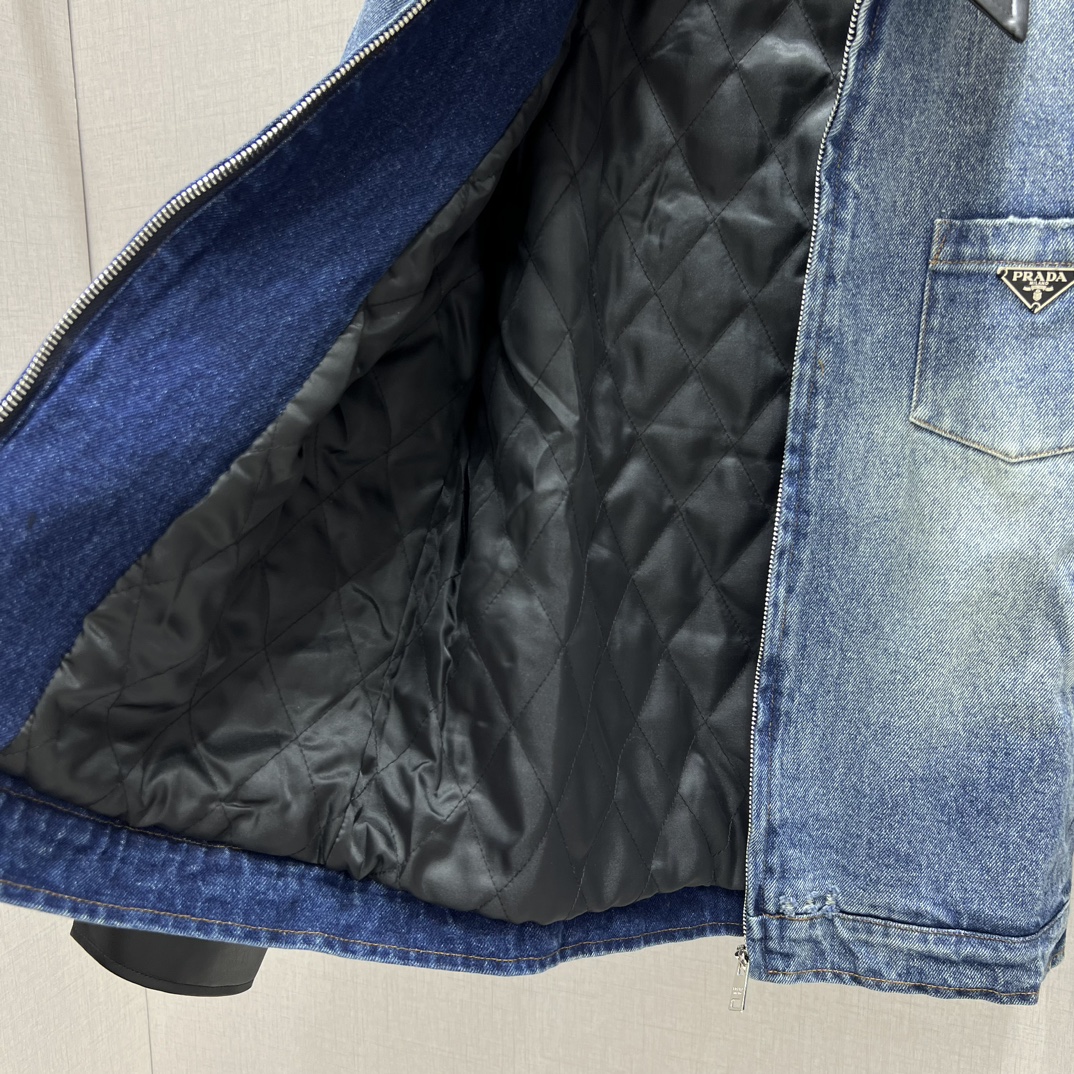 Denim Jacket with Leather Collar - Stylish & Trendy Fall/Winter Collection 8 i1732630018 8620 4