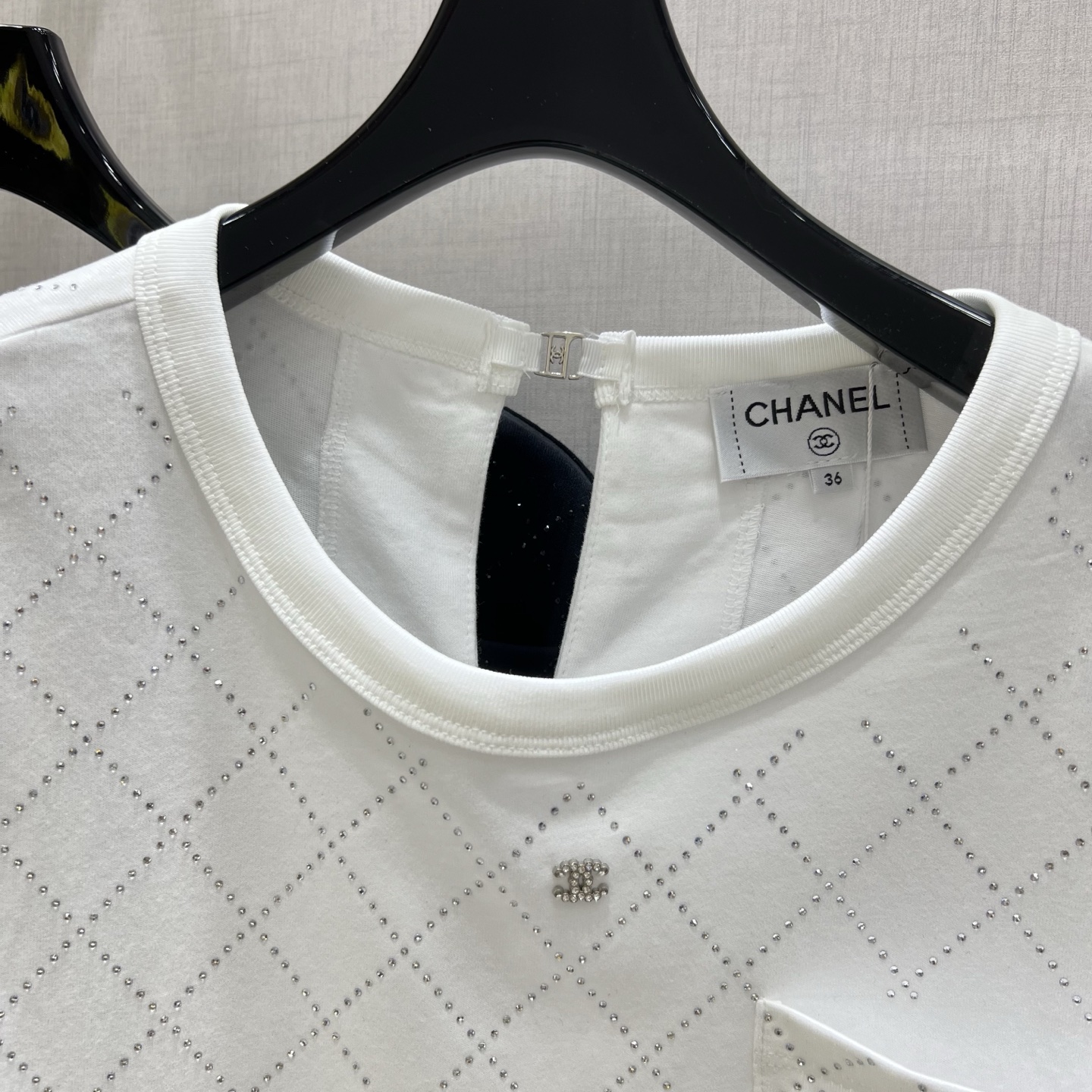 CHA 2024/2025 Spring/Summer Rhinestone Embellished Cotton Short Sleeve T-Shirt 8 i1745149529125 4461 0 6