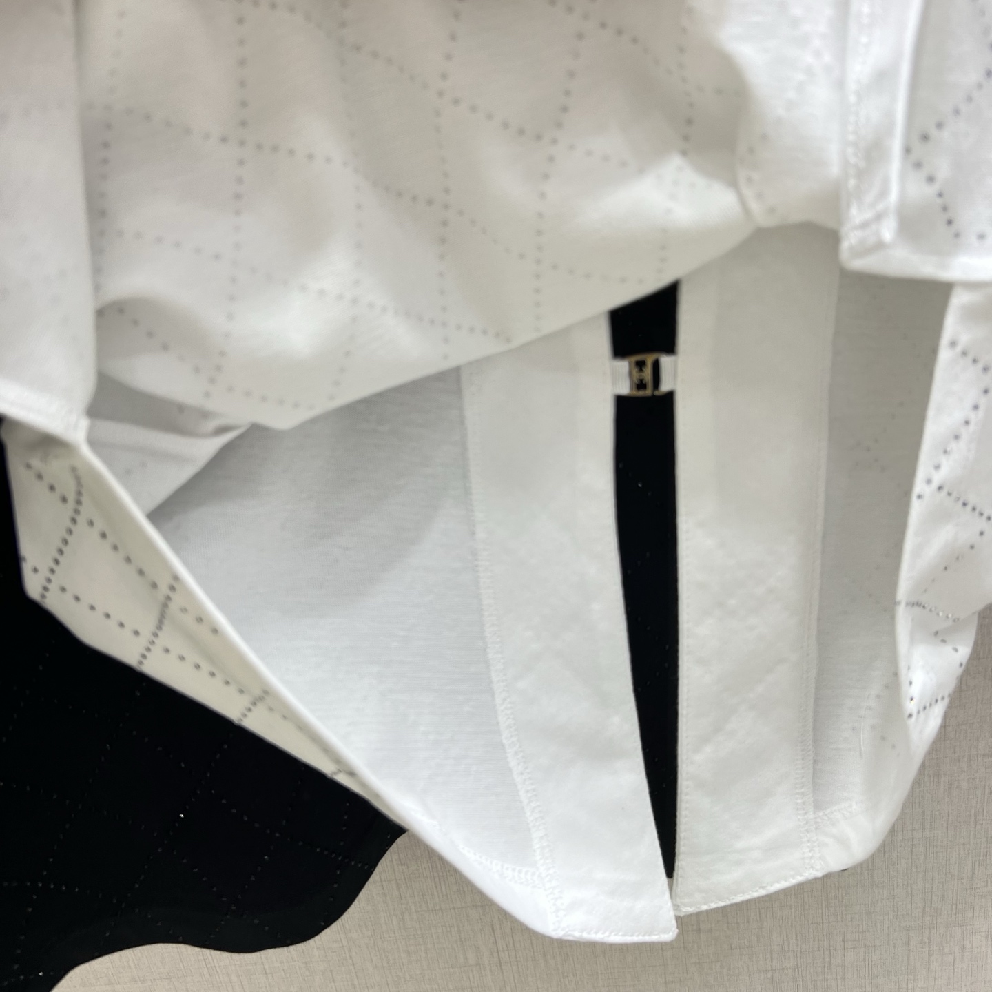 CHA 2024/2025 Spring/Summer Rhinestone Embellished Cotton Short Sleeve T-Shirt 7 i1745149529156 5912 0 5