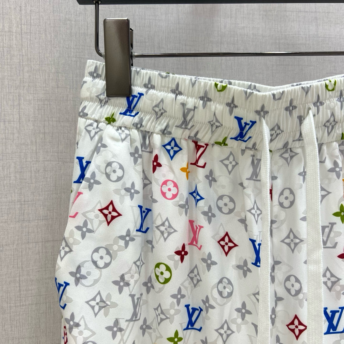 Louis Vuitton 2025 Spring/Summer Colorful Straight-Leg Trousers - S, M, L 4 i1745386416914 7233 0 2