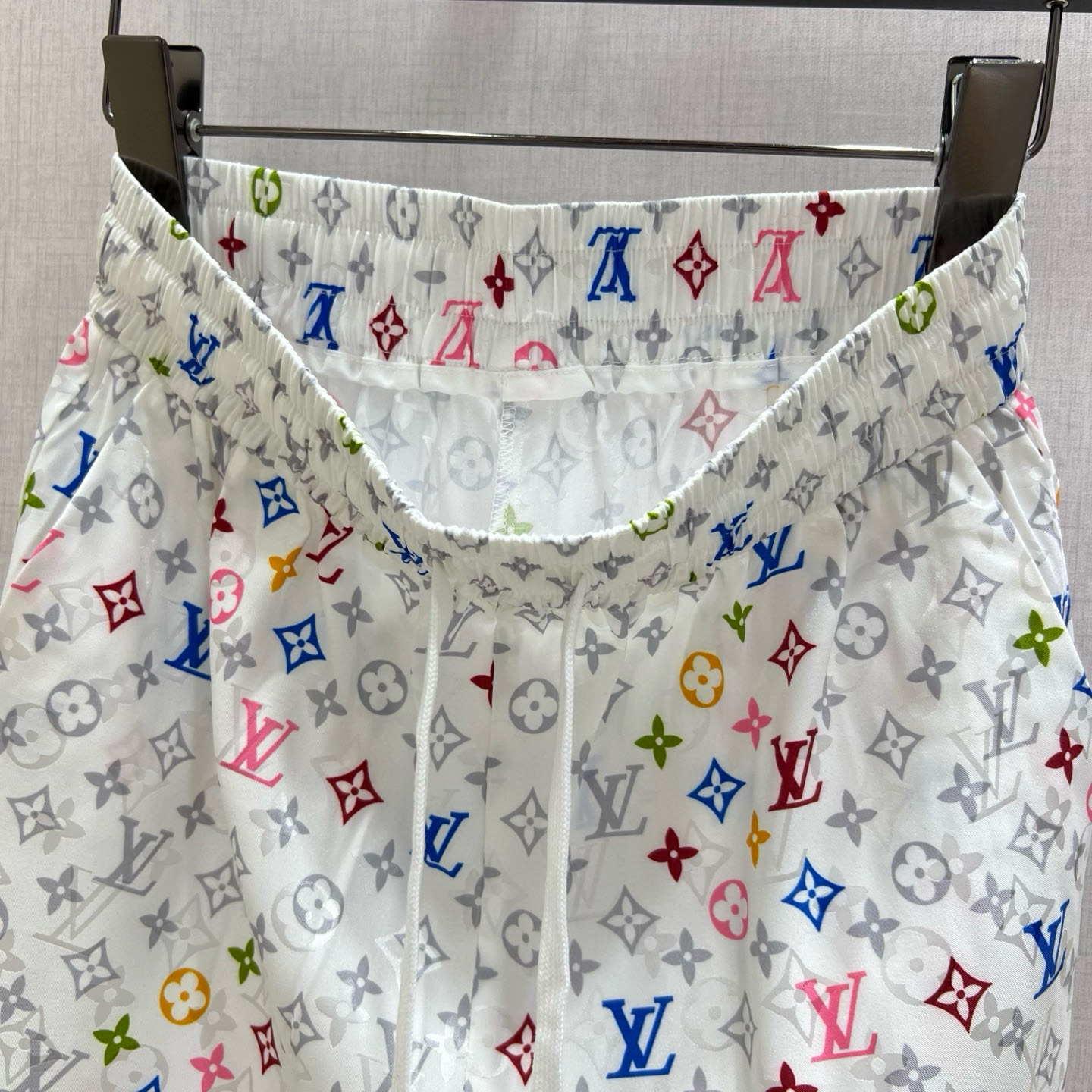 Louis Vuitton 2025 Spring/Summer Colorful Straight-Leg Trousers - S, M, L 3 i1745386418217 5372 0 1