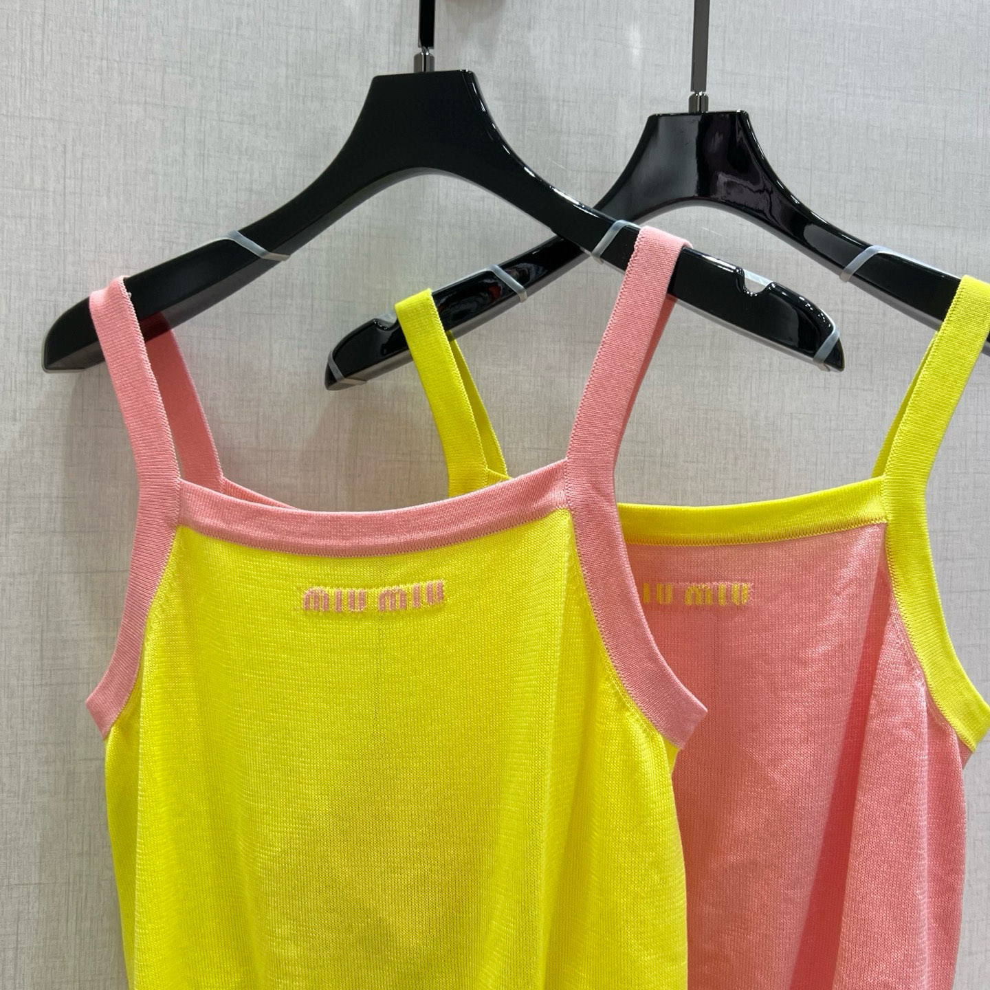 Miu Miu Sleeveless Wool Blend Tank Top with Logo 4 i1745418144865 1664 0 2