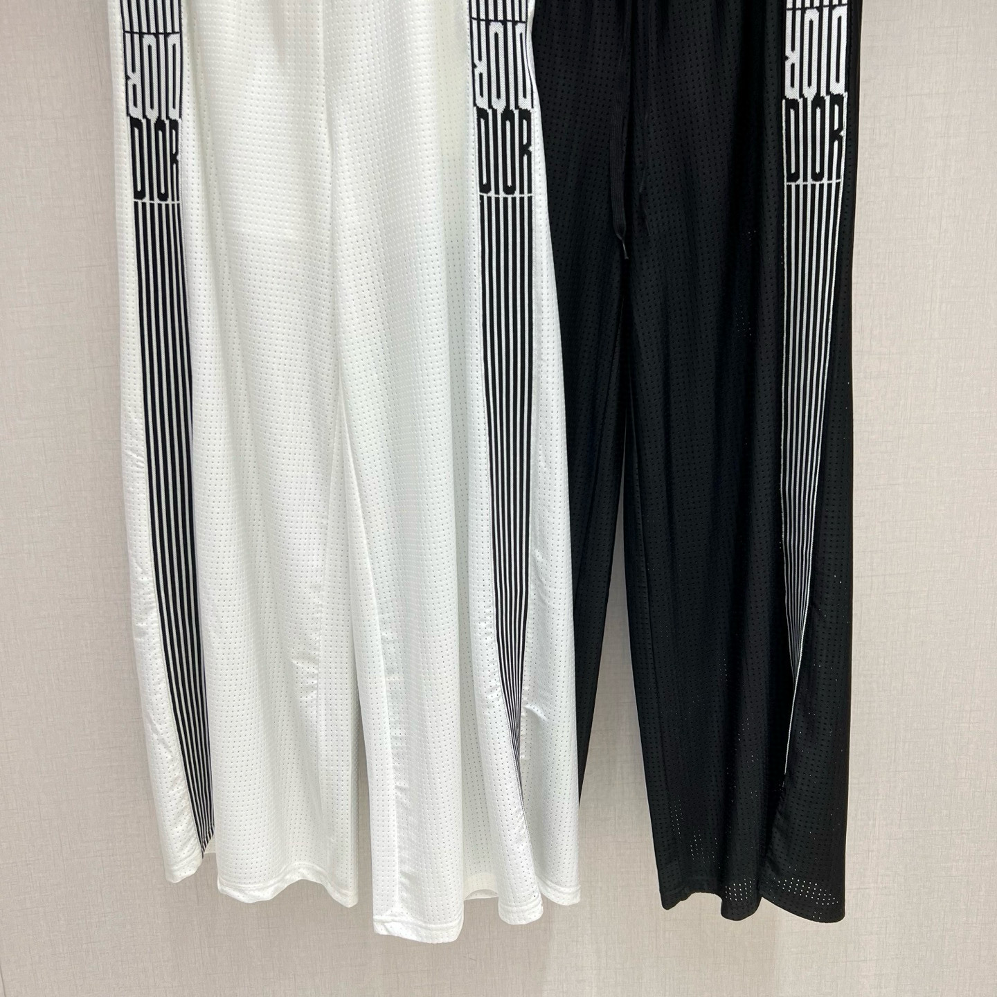 Dior Logo Webbing Straight-Leg Pants - Lightweight & Breathable 7 i1746165707493 2507 0 5