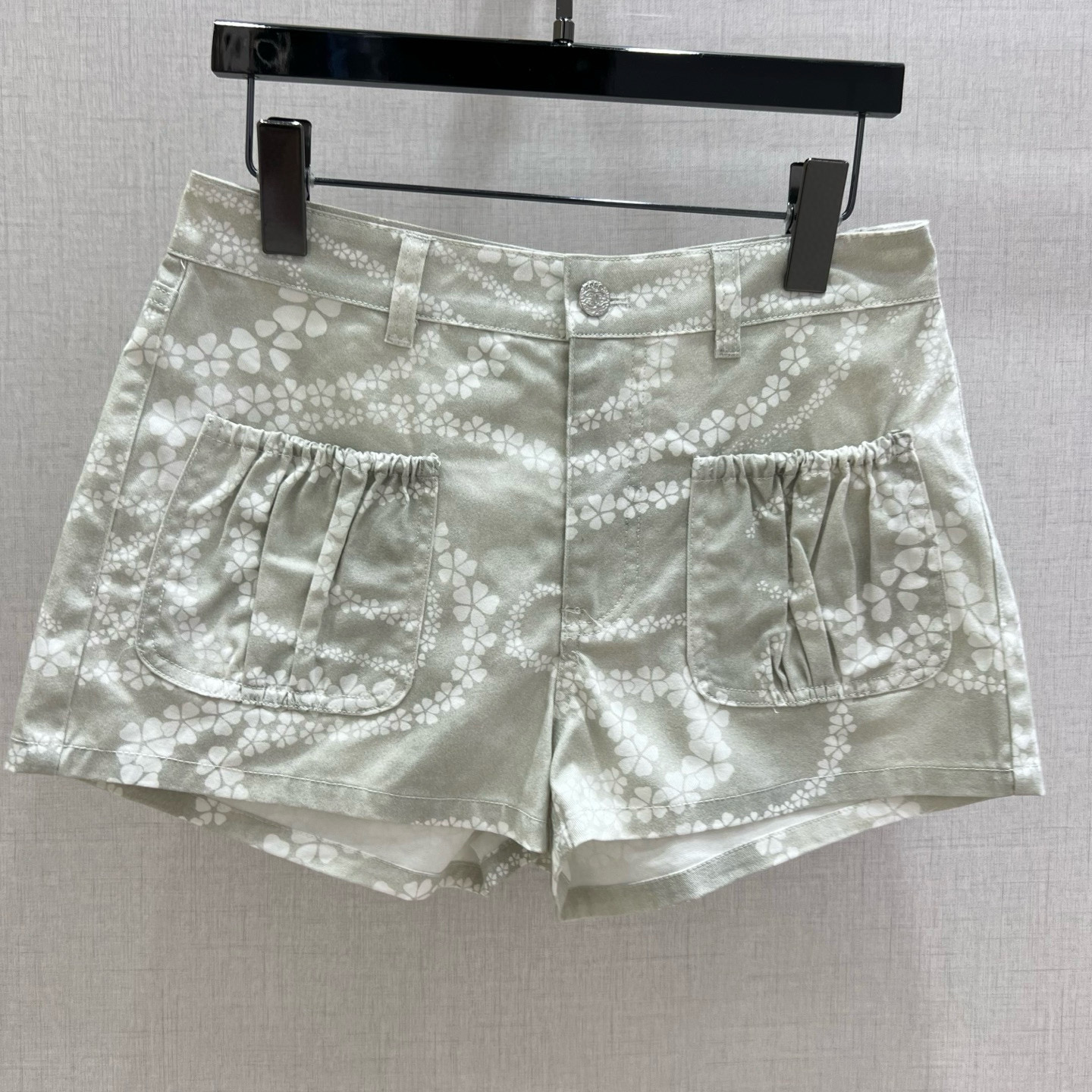 CHA 2025 Spring/Summer Printed Pocket Shorts - Fashion-Forward & Versatile 4 i1746559418772 5571 0 2