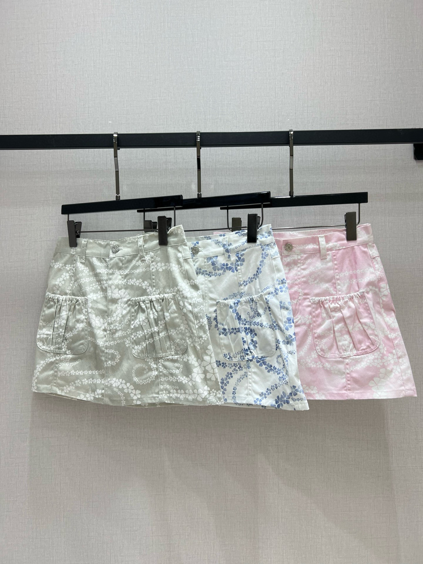 Floral Print Pocket Skirt - Spring/Summer 2025 Collection, Stylish and Versatile 3 i1746612104327 2359 0 1