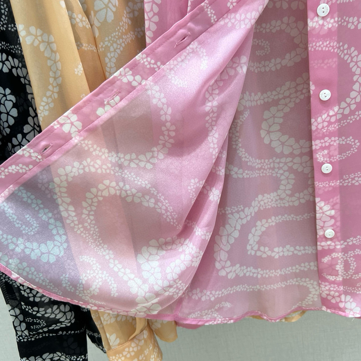 CHA 2025 Spring/Summer Silk Shirt - Floral Print, Long Sleeve, Comfortable Fit 6 i1747158370077 6196 0 4
