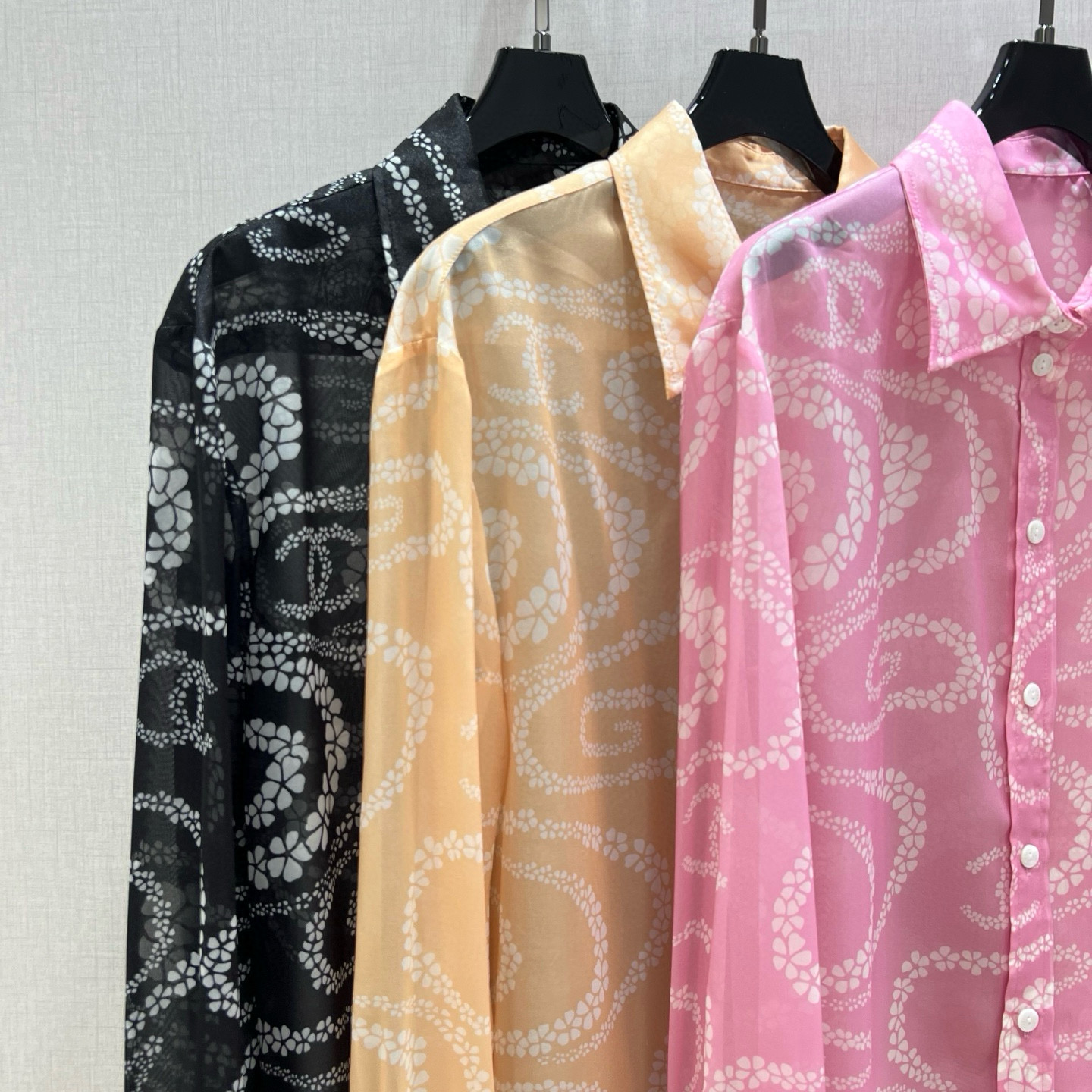 CHA 2025 Spring/Summer Silk Shirt - Floral Print, Long Sleeve, Comfortable Fit 4 i1747158371225 6798 0 2