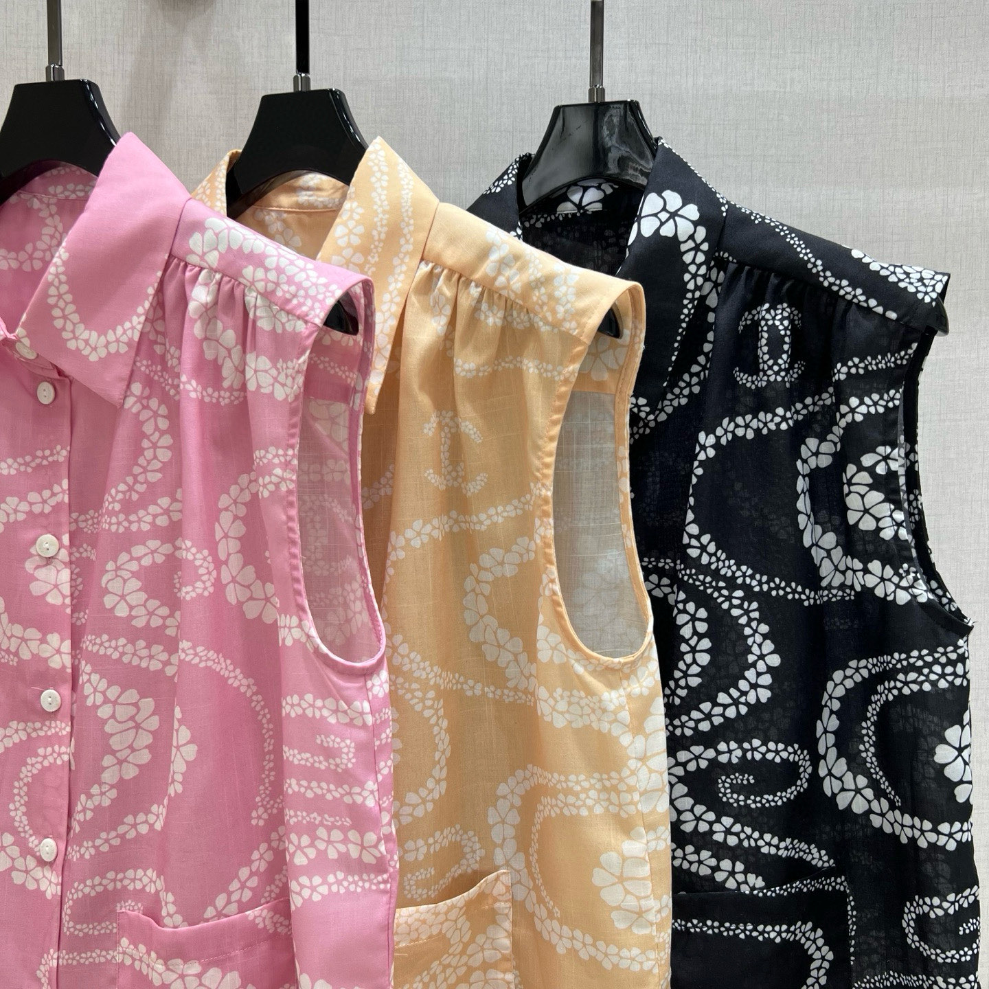 Chanel Sleeveless Printed Top - 2024 New Collection, Candy Color Design 3 i1747160310021 4428 0 1