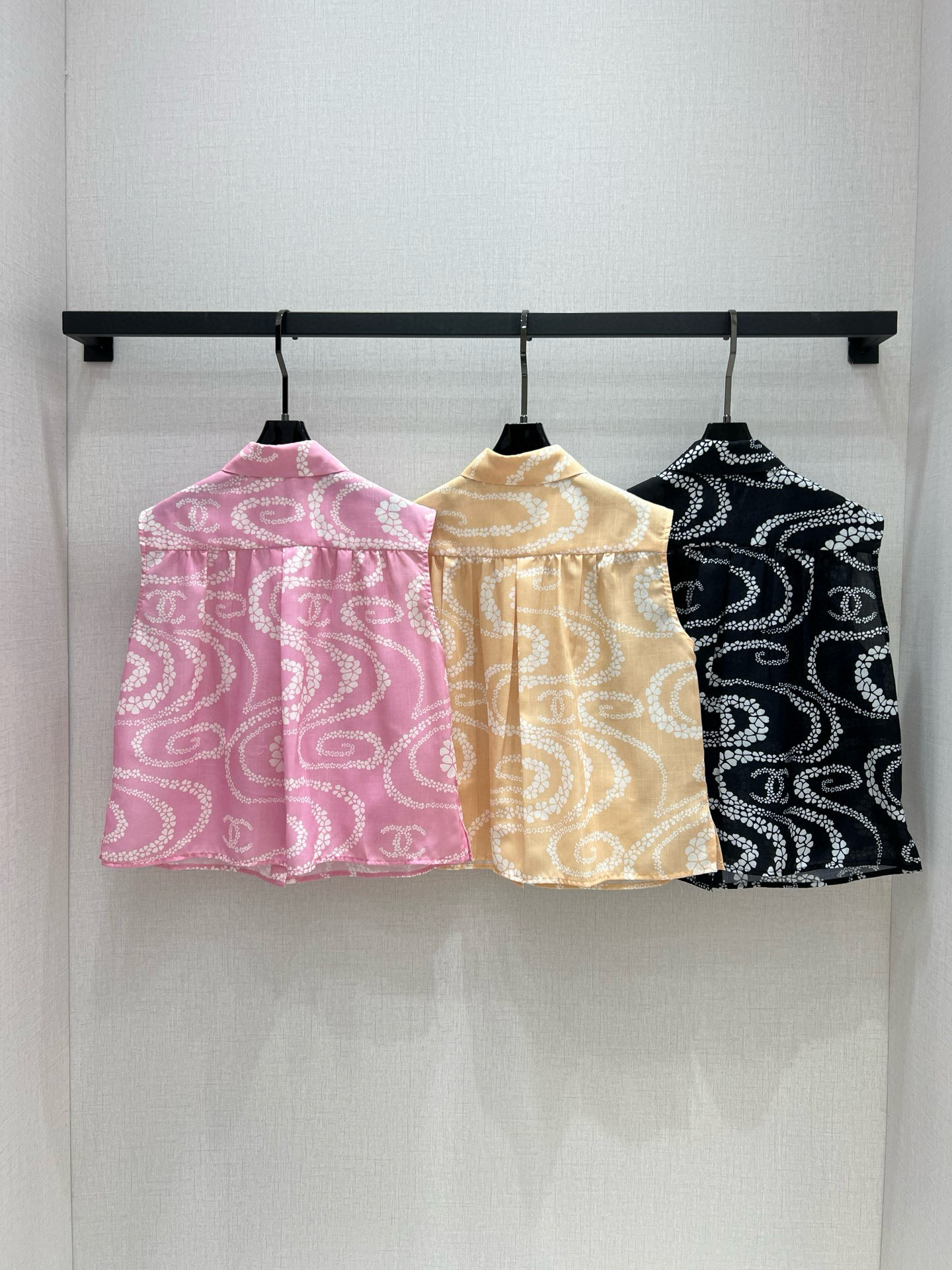 Chanel Sleeveless Printed Top - 2024 New Collection, Candy Color Design 9 i1747160312864 946 0 7