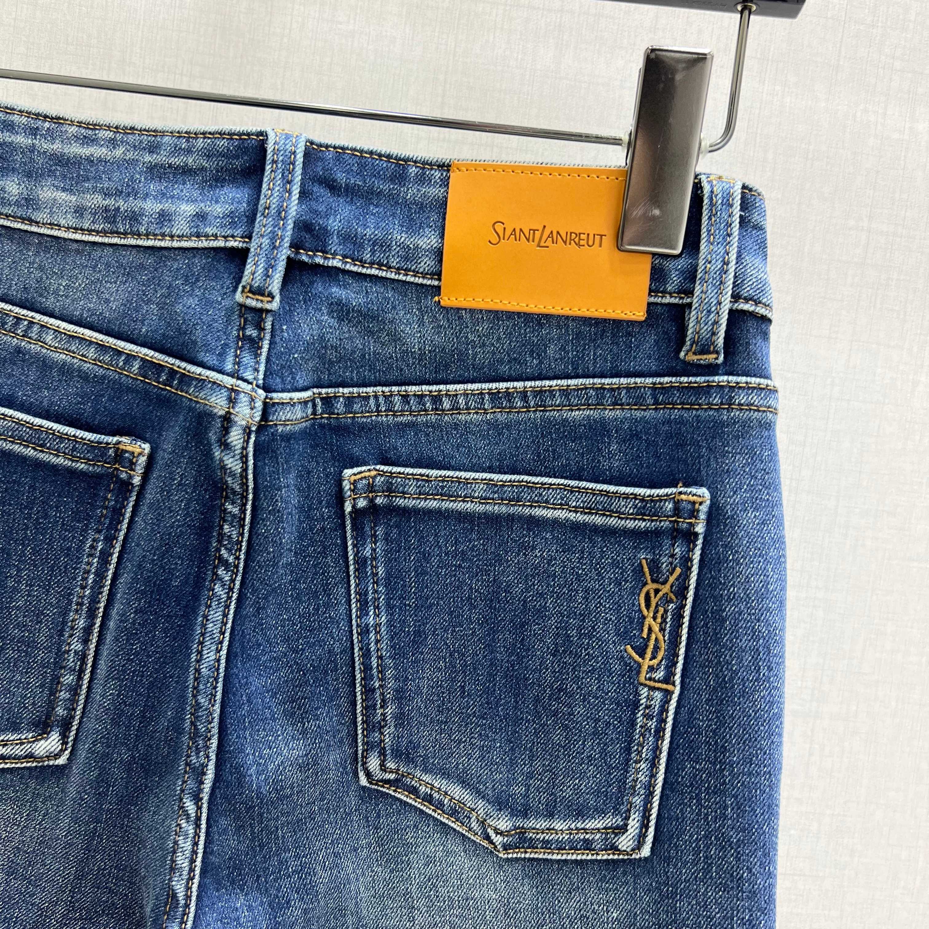 Yves Saint Laurent Women's Retro Flared Jeans - High-Waisted, Stretch Denim 6 a1759998912397 8211