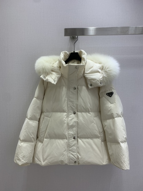 Pra Autumn 2025 Hooded Down Jacket with Detachable Fox Fur Trim 8 Pra Autumn 2025 Hooded Down Jacket with Detachable Fox Fur Trim