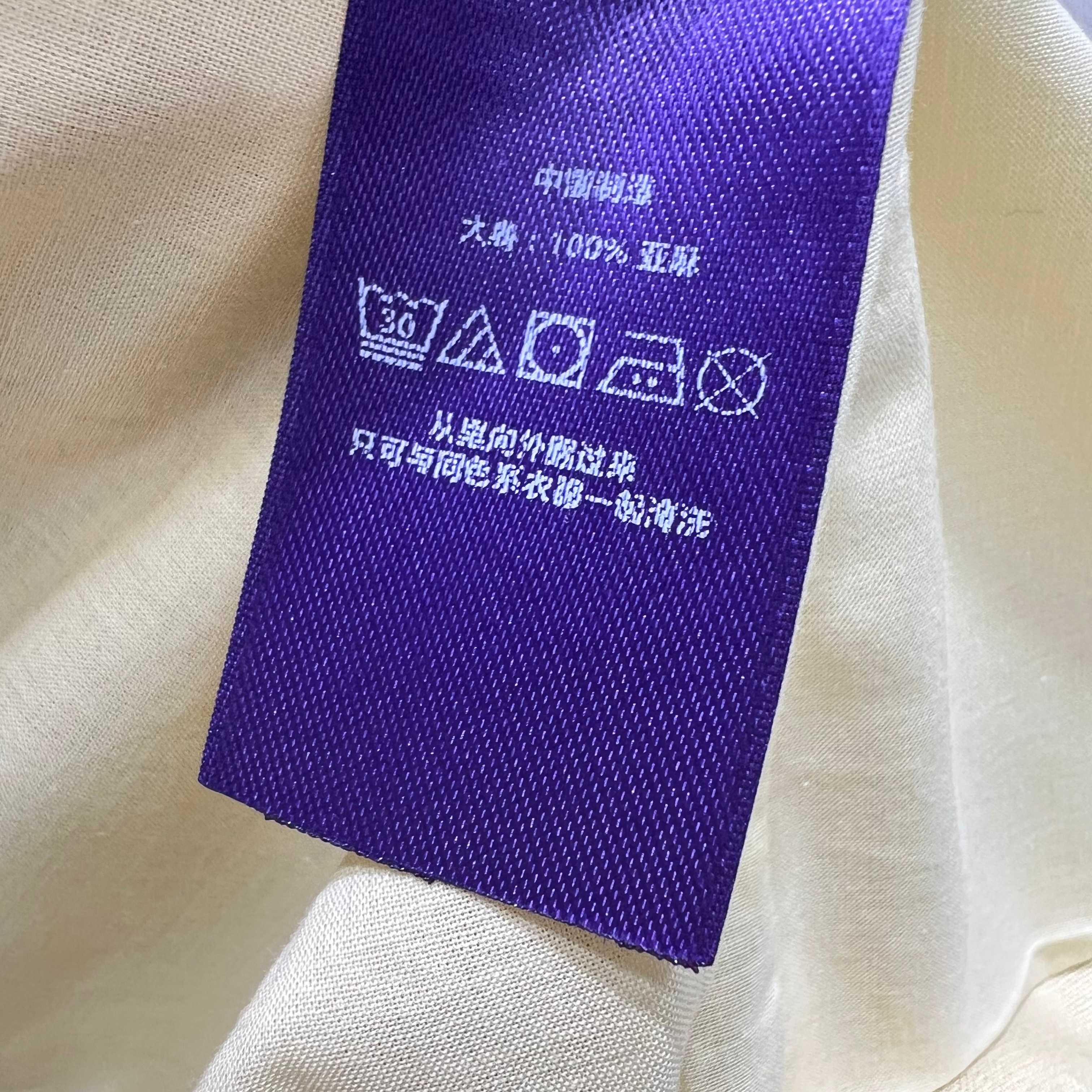强烈推荐 26早春新品 亚麻西装外套 经典平驳领H型剪裁 长度刚好盖过胯部对身材包容度很高 天然亚麻面料