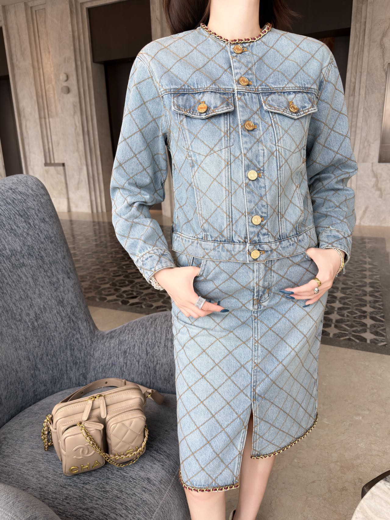 NO:933403,One set has,,19860909一套有,,,Women's clothing