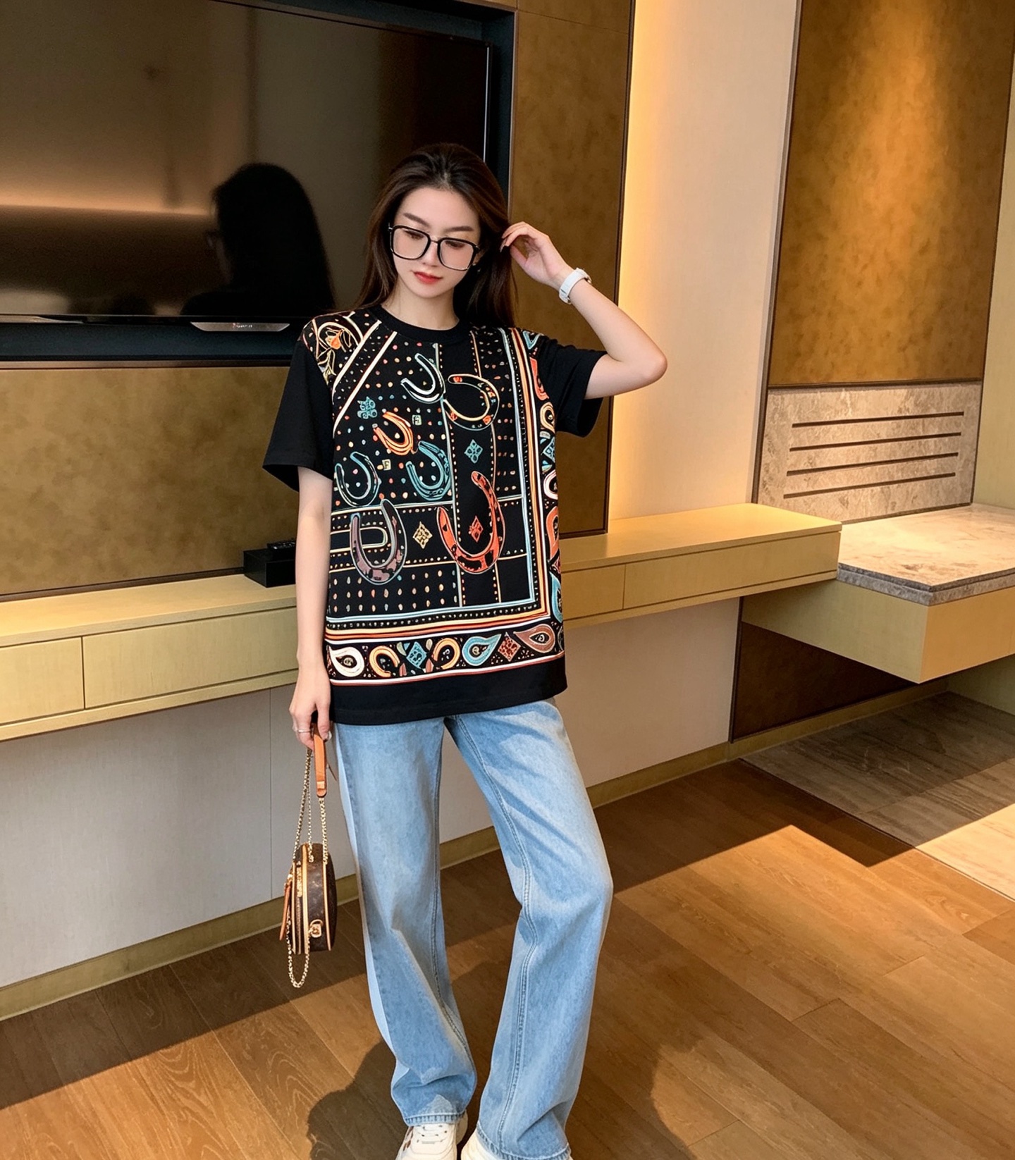 NO:955573,Upper body picture,,19860909上身图,,,Women's clothing