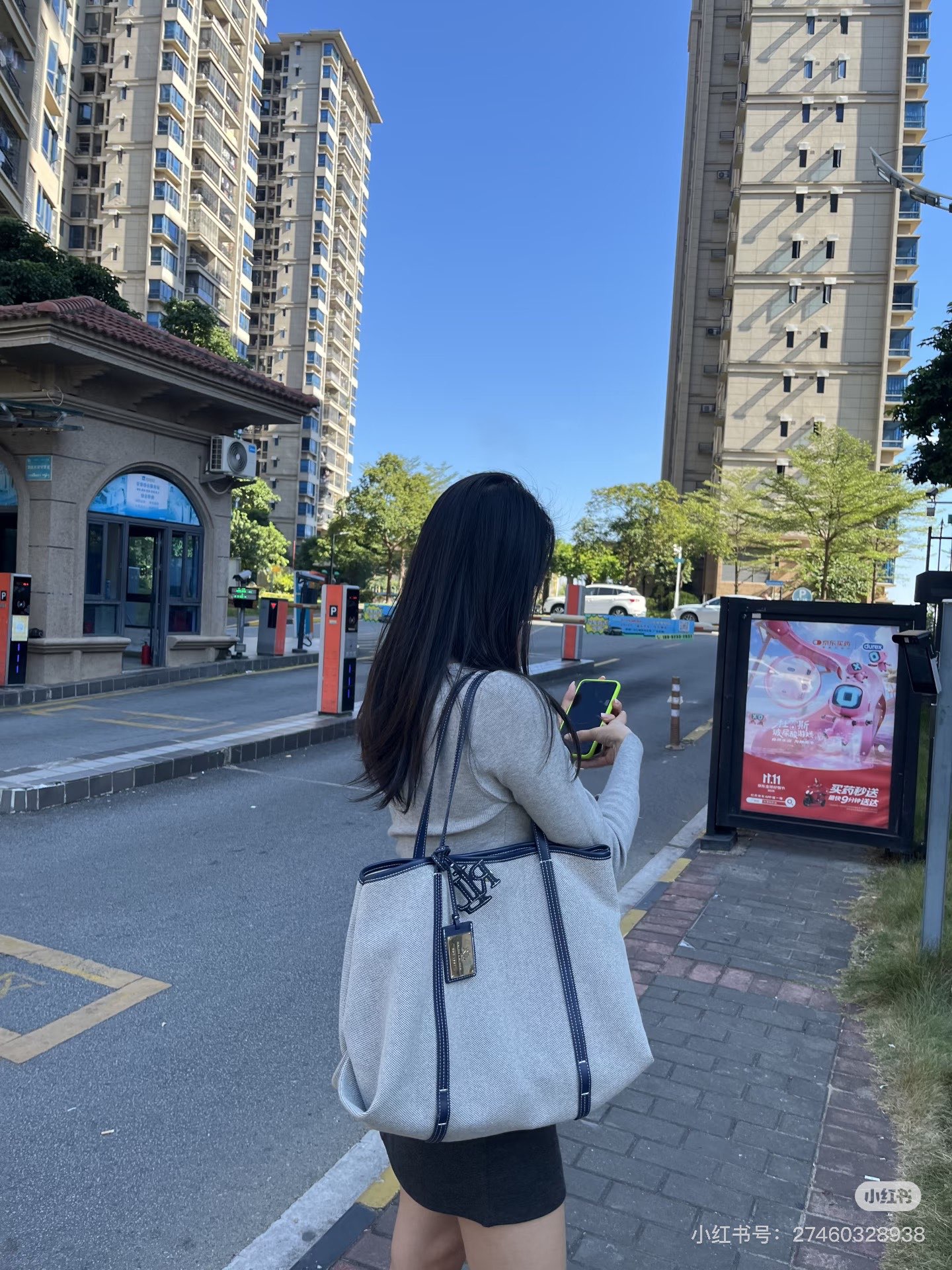 _d-_9sNlU39T4tTGkUy8curiBe3meSDjLSMePT8w