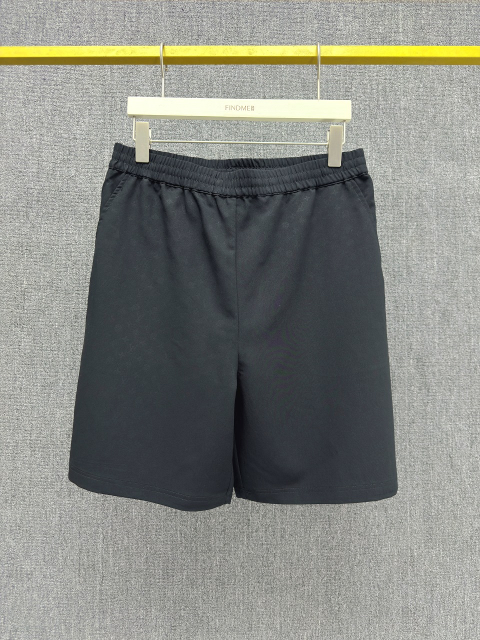 NO:142130,L*UES VUITTON 25SS spring and summer new products, casual straight shorts, Huamei silk cotton blended bubble yarn, full-width Mini Monogram embossed, elastic elastic waist, rear flip pocket details, black S M L XL on sale in stock, real-time details, shorts, alexander wang19860909L*UES VUITTON 25SS春夏新品 休闲直筒短裤 华美丝棉混纺泡泡纱 全幅 Mini Monogram 压纹 弹力松紧带腰围 后翻盖口袋细节 黑色 S M L XL现货发售中 实拍细节图,,shorts,alexander wang,Men's clothing