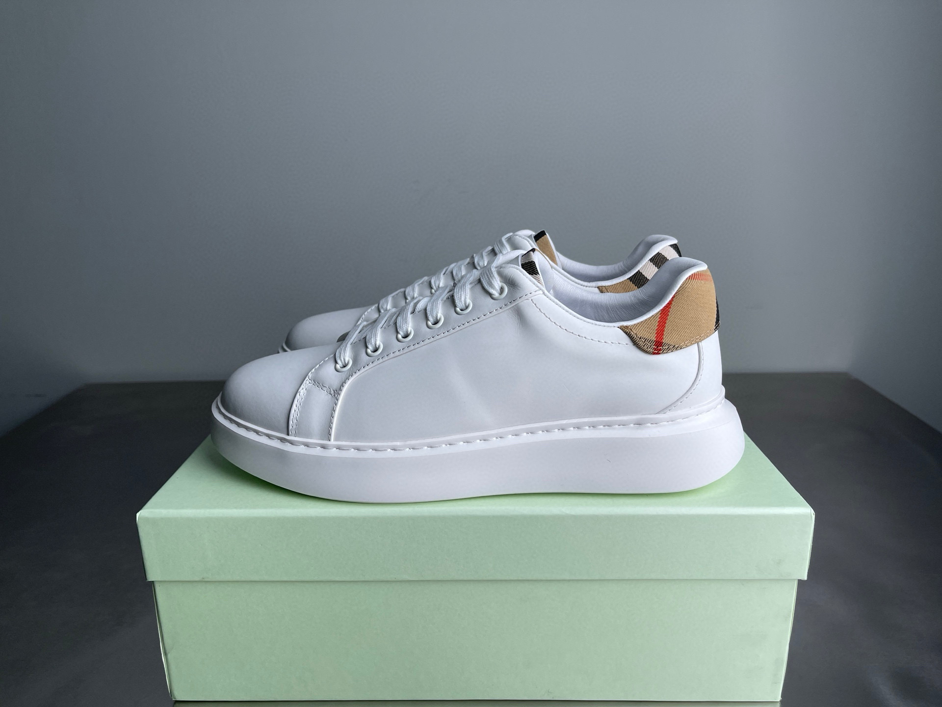 버버리 신발 Burberry 29704