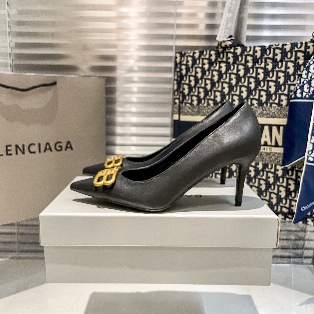 Official website new arrival, global premiere, Balenciaga BB buckle 6