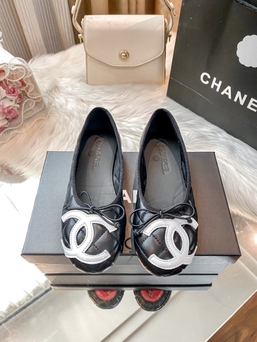 Chanel Women's Leather Ballet Flats with CC Logo - Comfortable Slip-On Shoes 1 Chanel Women's Leather Ballet Flats with CC Logo - Comfortable Slip-On Shoes